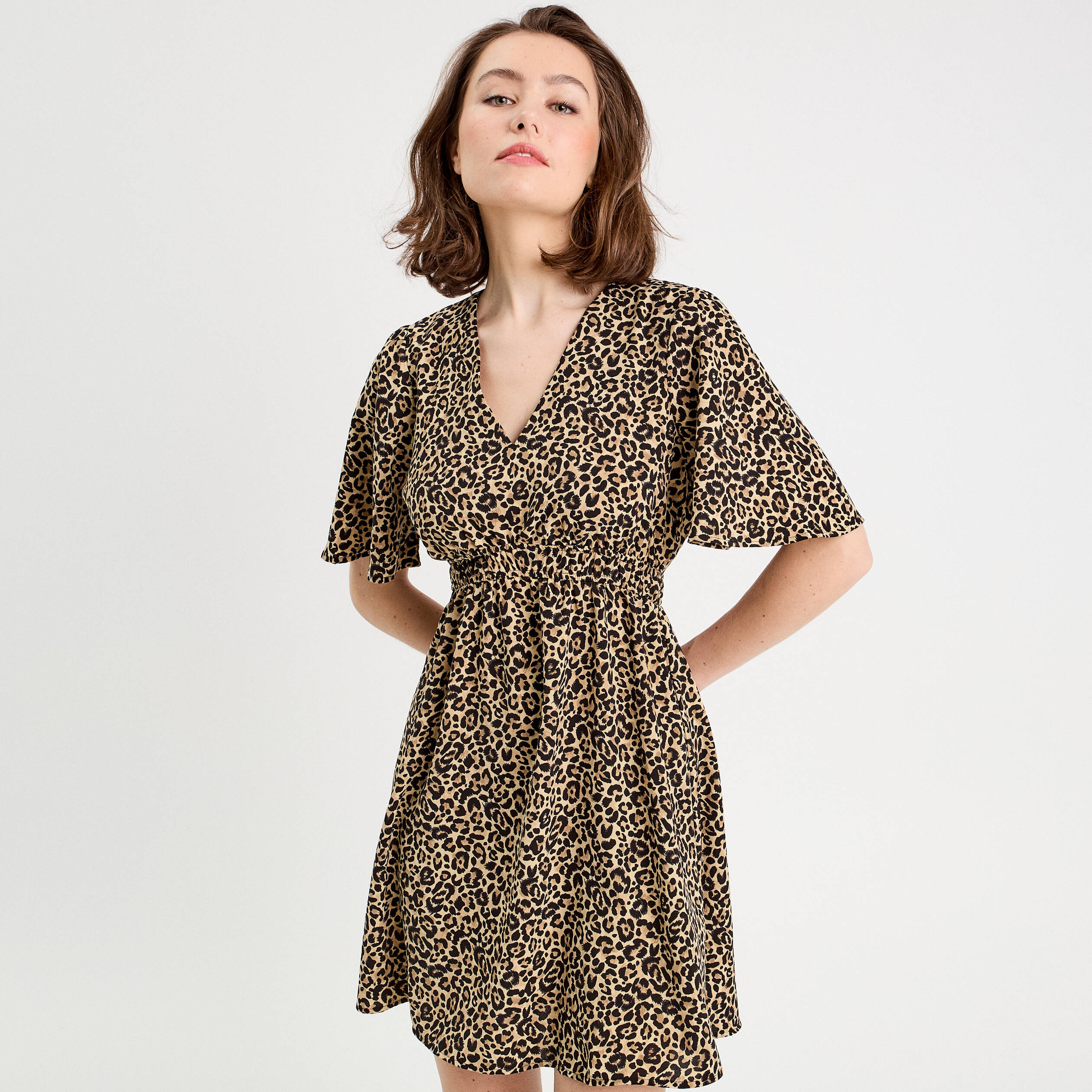 Robe &eacute;vas&eacute;e manches courtes beige femme