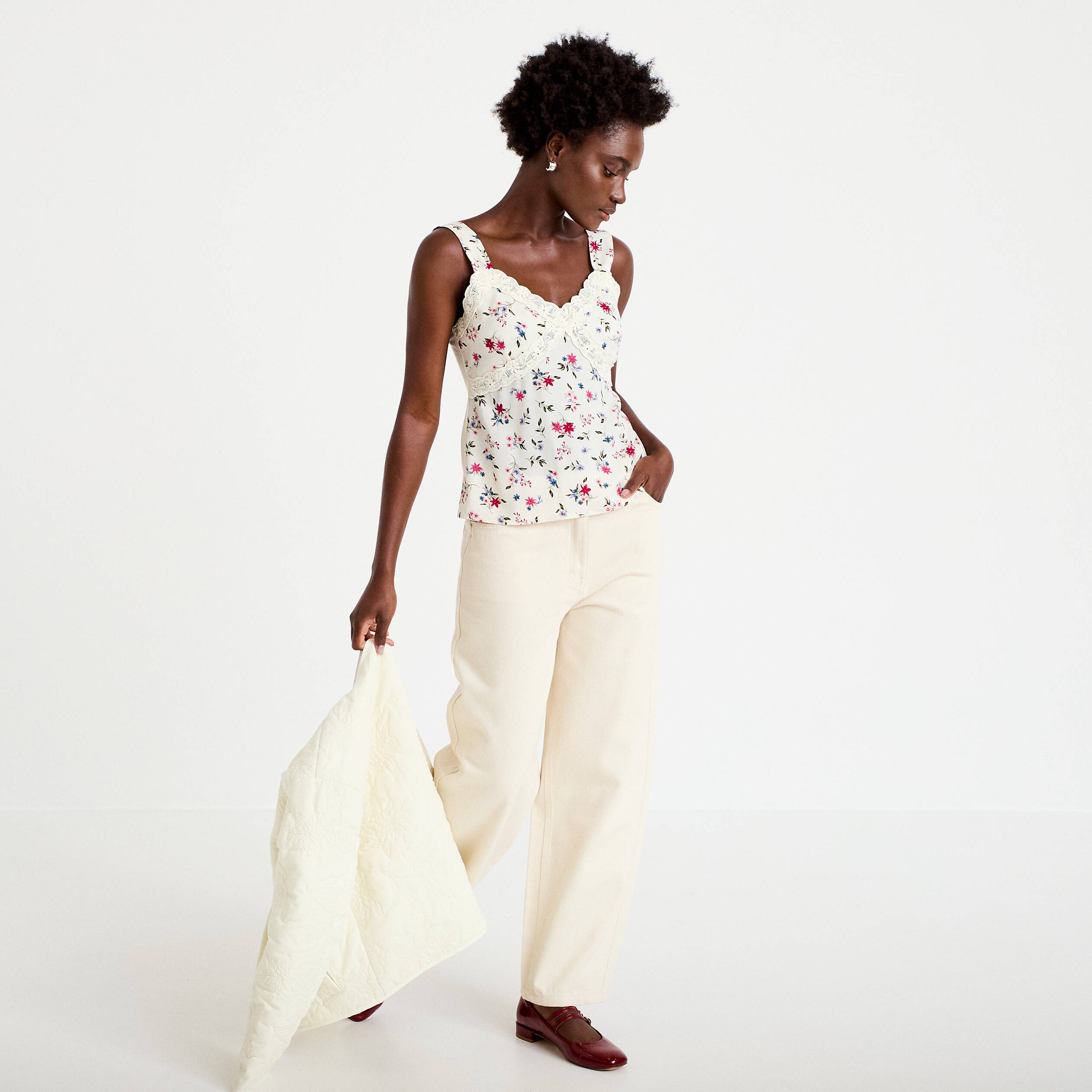 Pantalon barrel broderie taille basse ecru femme