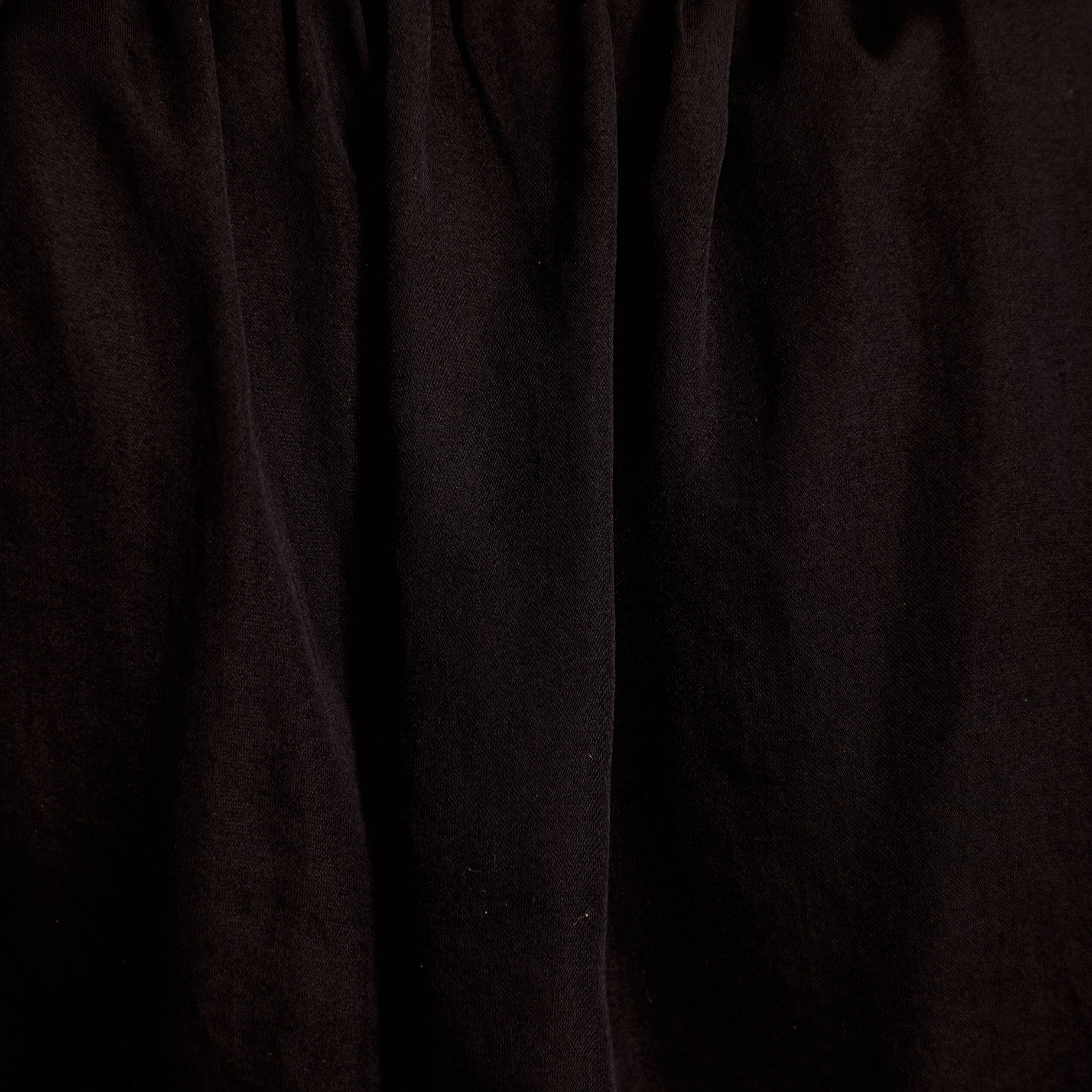 Robe longue &eacute;vas&eacute;e sans manches noir femme