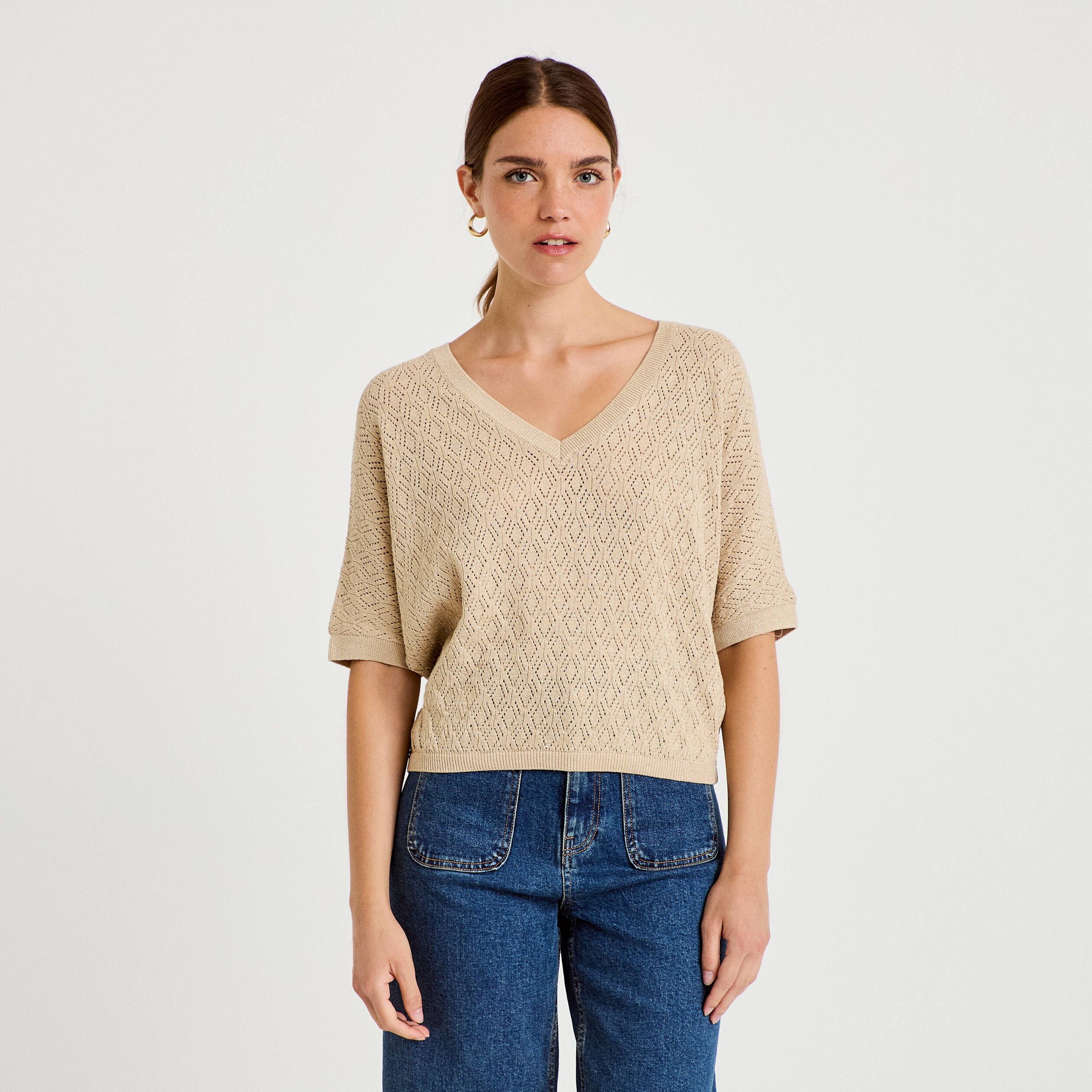 Pull ajour&eacute; col v manches courtes beige femme