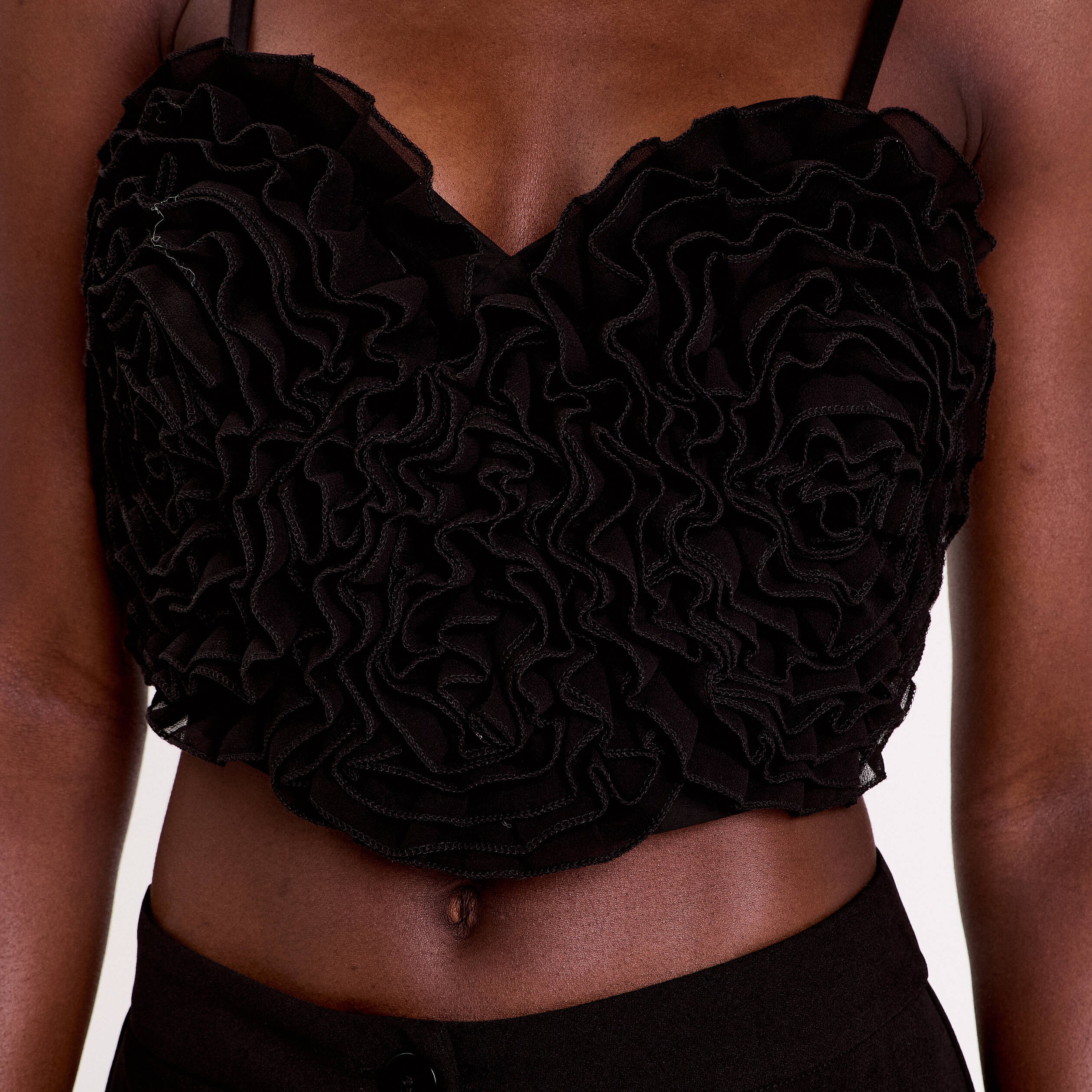 Crop top volants noir femme
