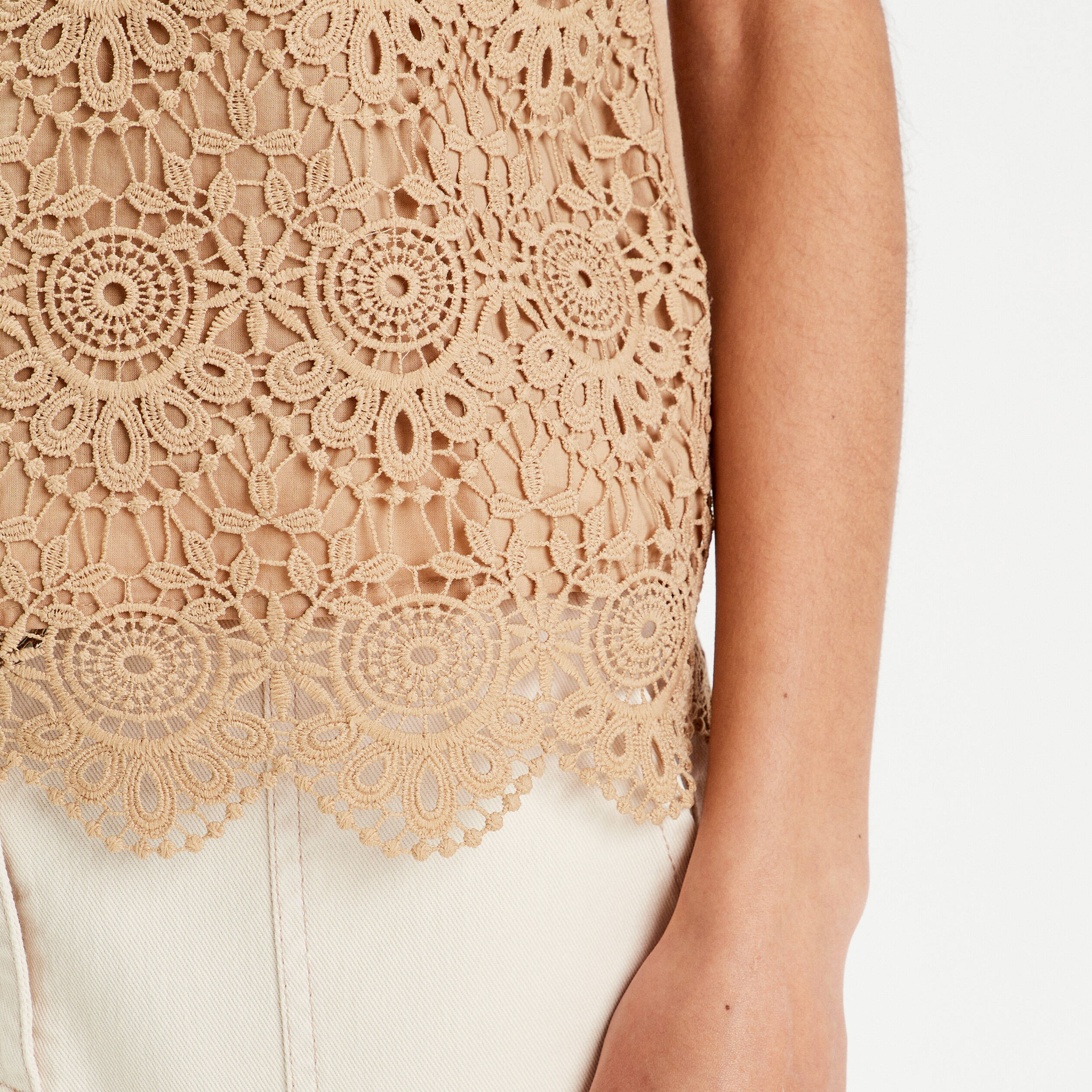 debardeur aspect macrame beige femme Débardeur aspect macramé beige femme