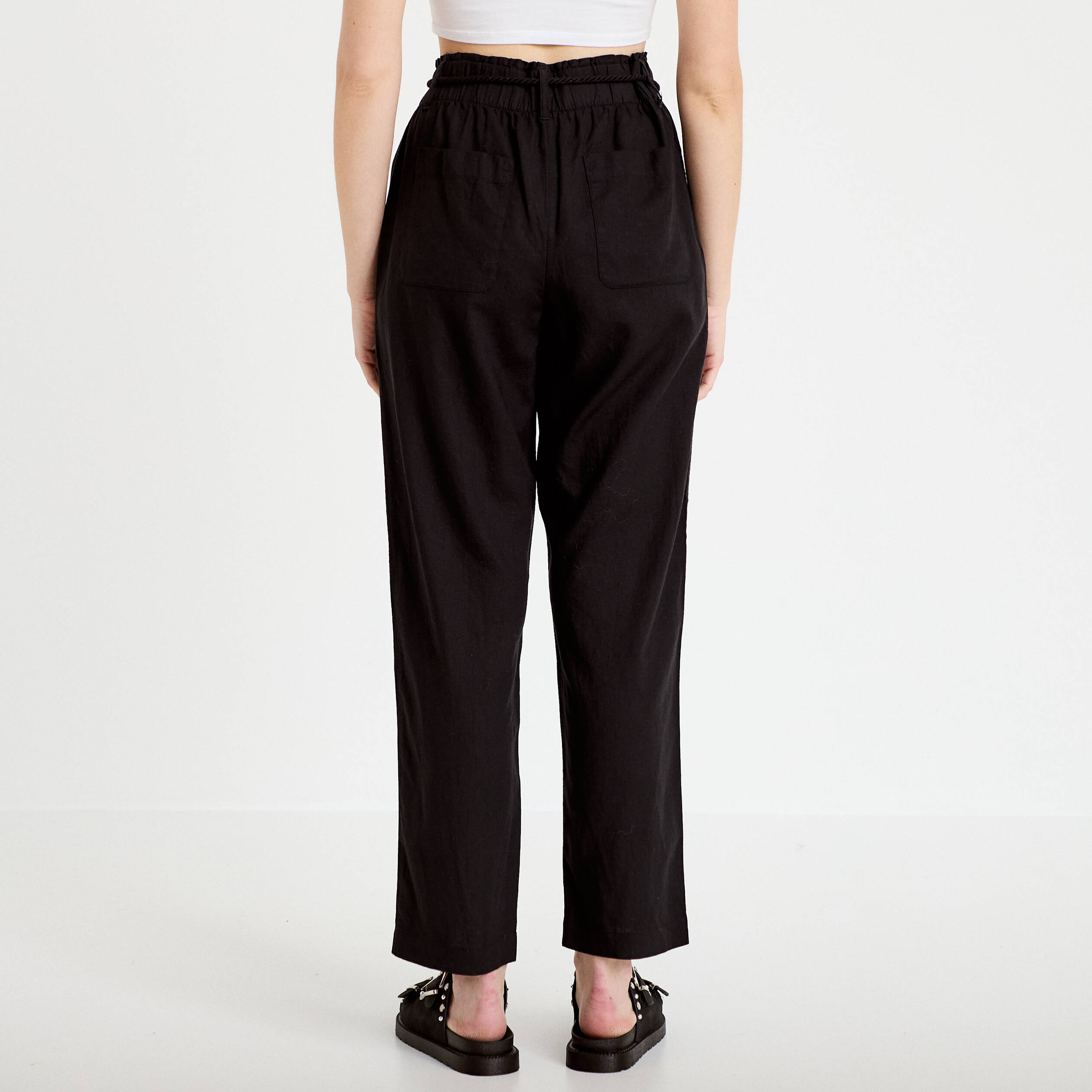 Pantalon droit 7/8&egrave;me taille haute noir femme