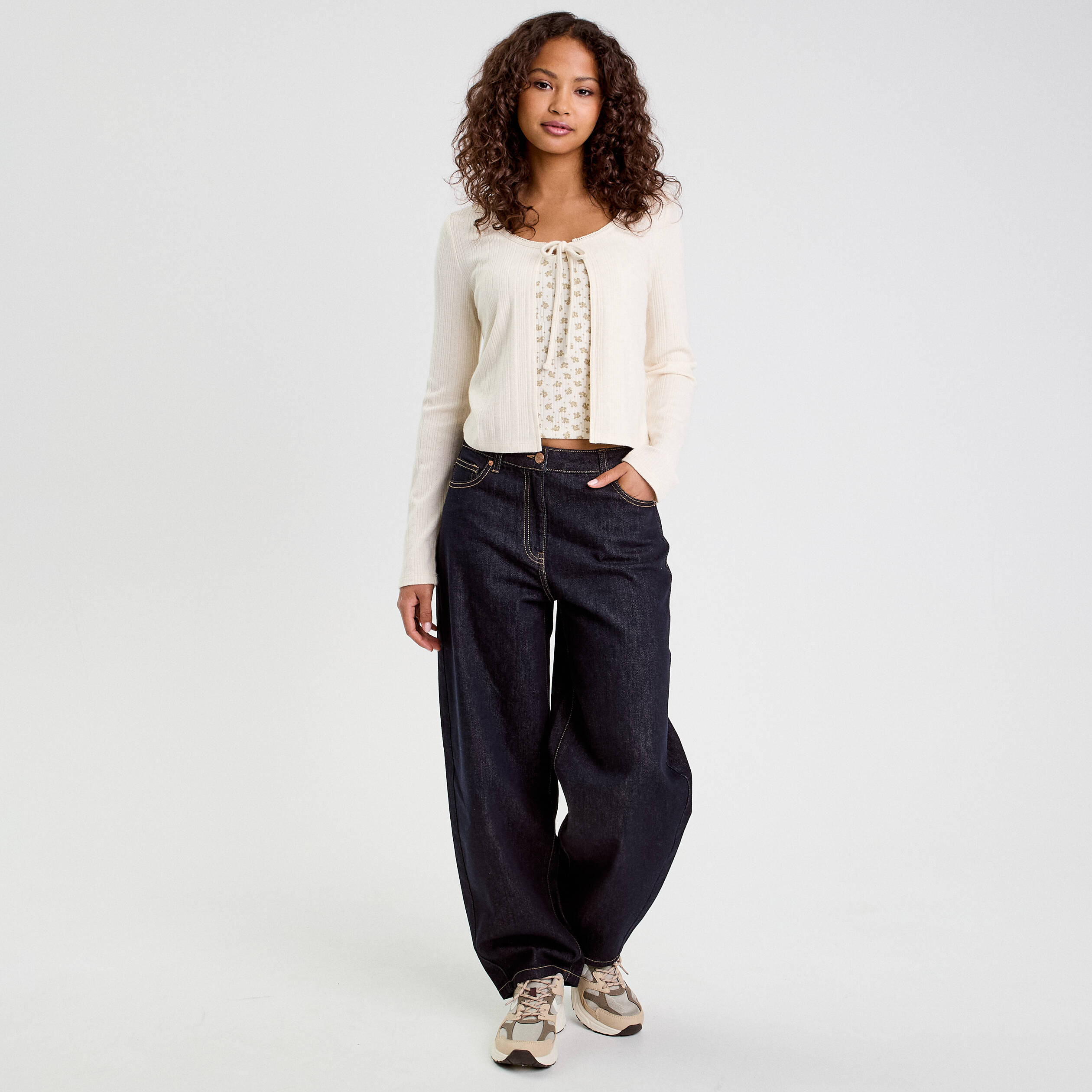 Ensemble gilet et d&eacute;bardeur sable femme