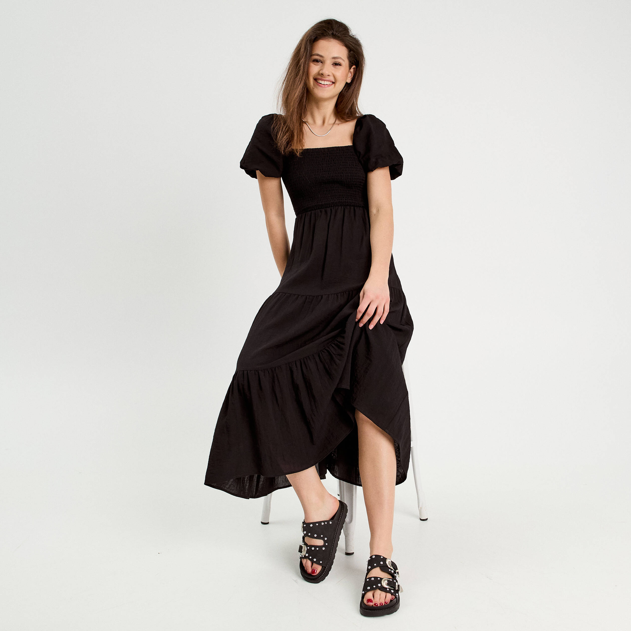 robe longue evasee smockee noir femme Robe longue évasée smockée noir femme