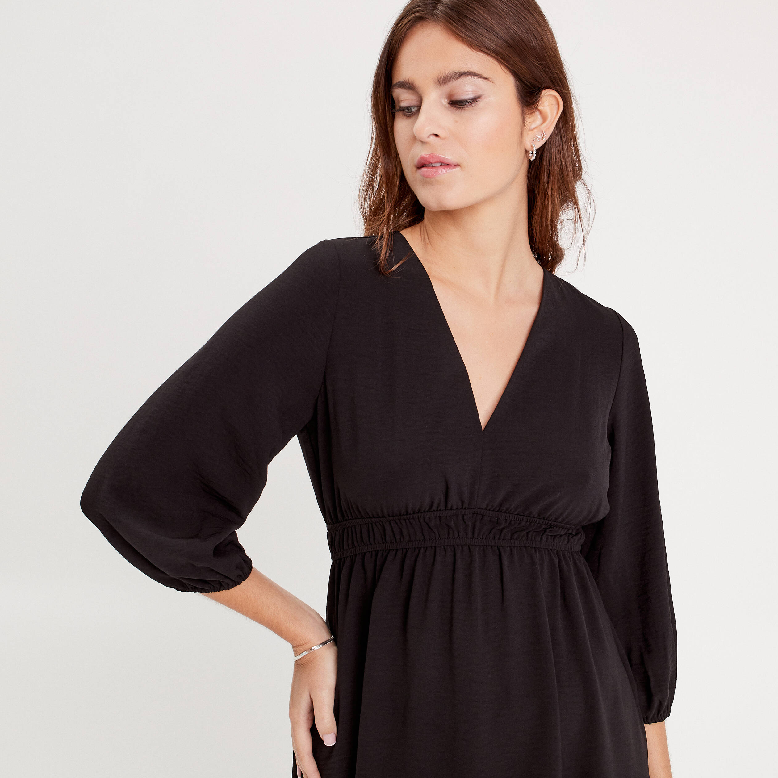 Robe &eacute;vas&eacute;e manches 3/4 noir femme