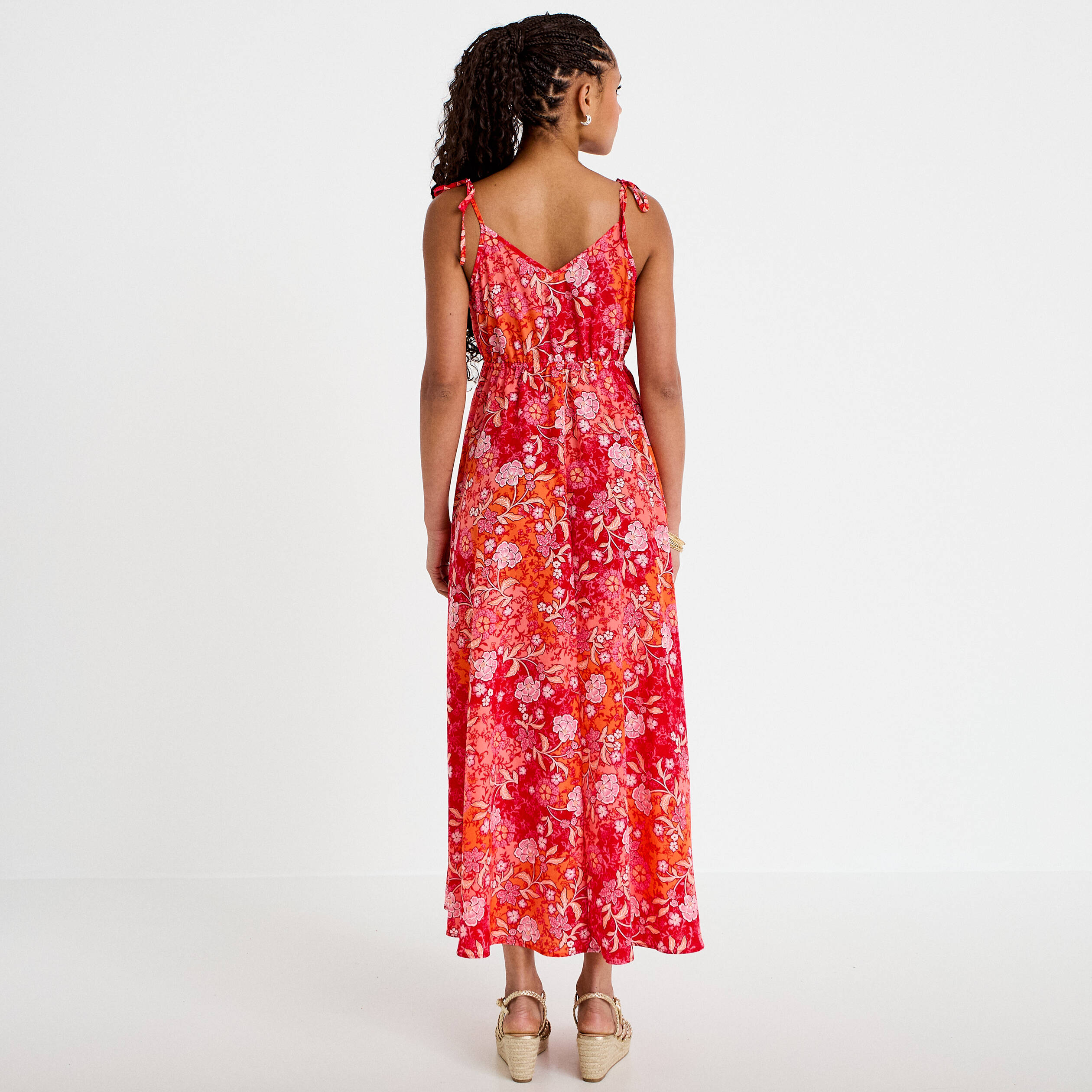 Robe longue &eacute;vas&eacute;e effet satin&eacute;e rouge femme
