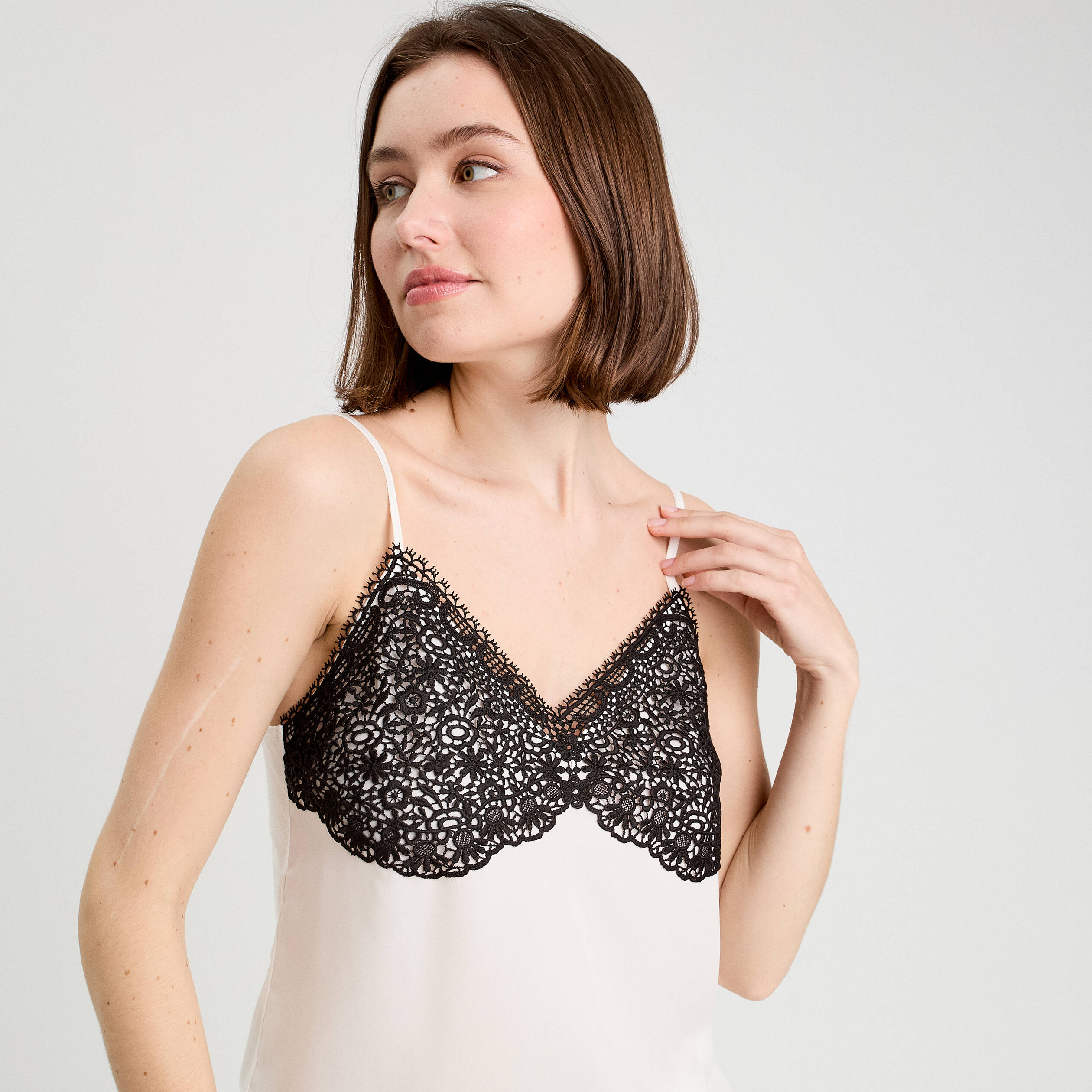 debardeur bretelles fines ecru femme Débardeur bretelles fines ecru femme