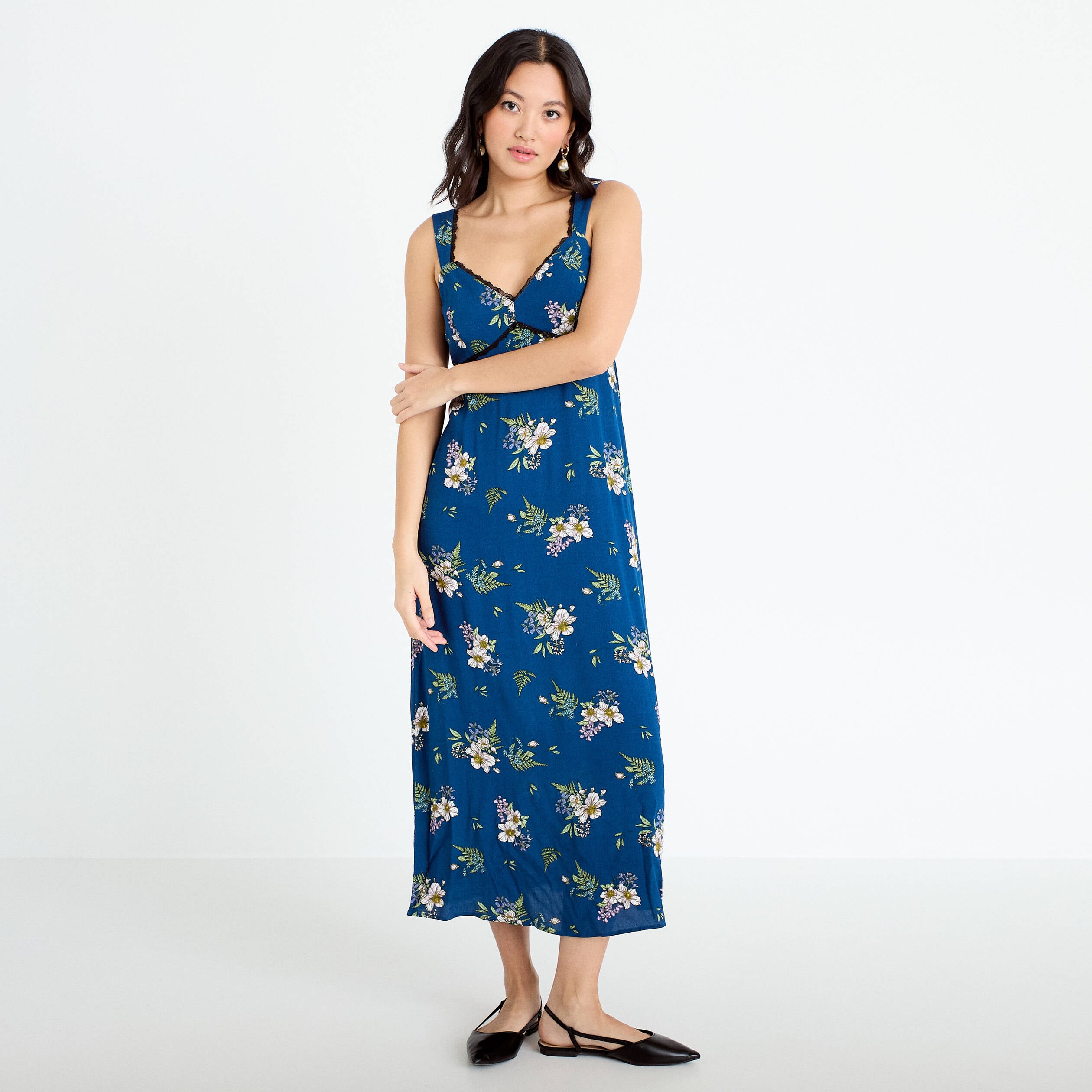Robe longue &eacute;vas&eacute;e col coeur Bridgerton bleu fonc&eacute; femme
