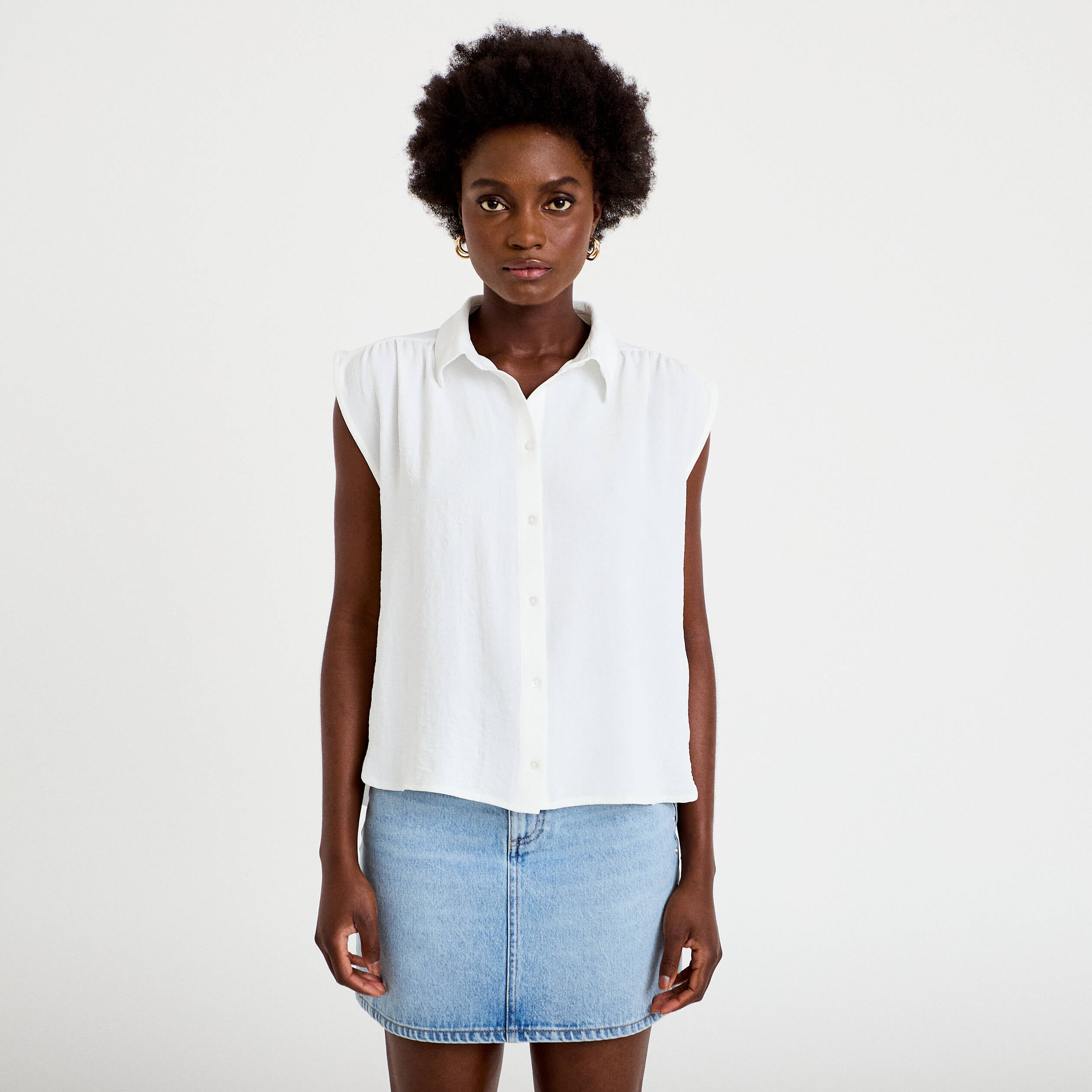 Chemise ample sans manches pliss&eacute;e ecru femme
