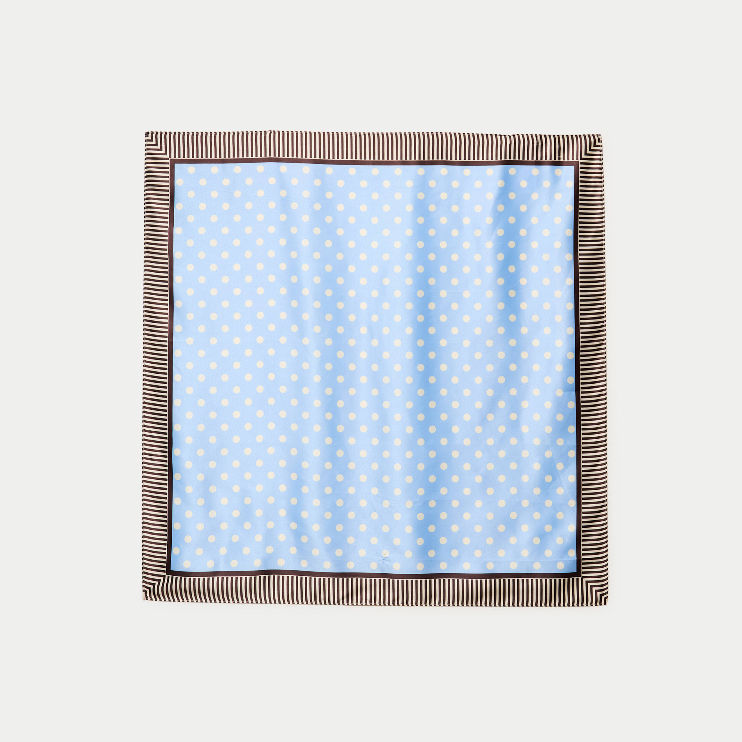 Foulard satin&eacute; soyeux bleu ciel femme