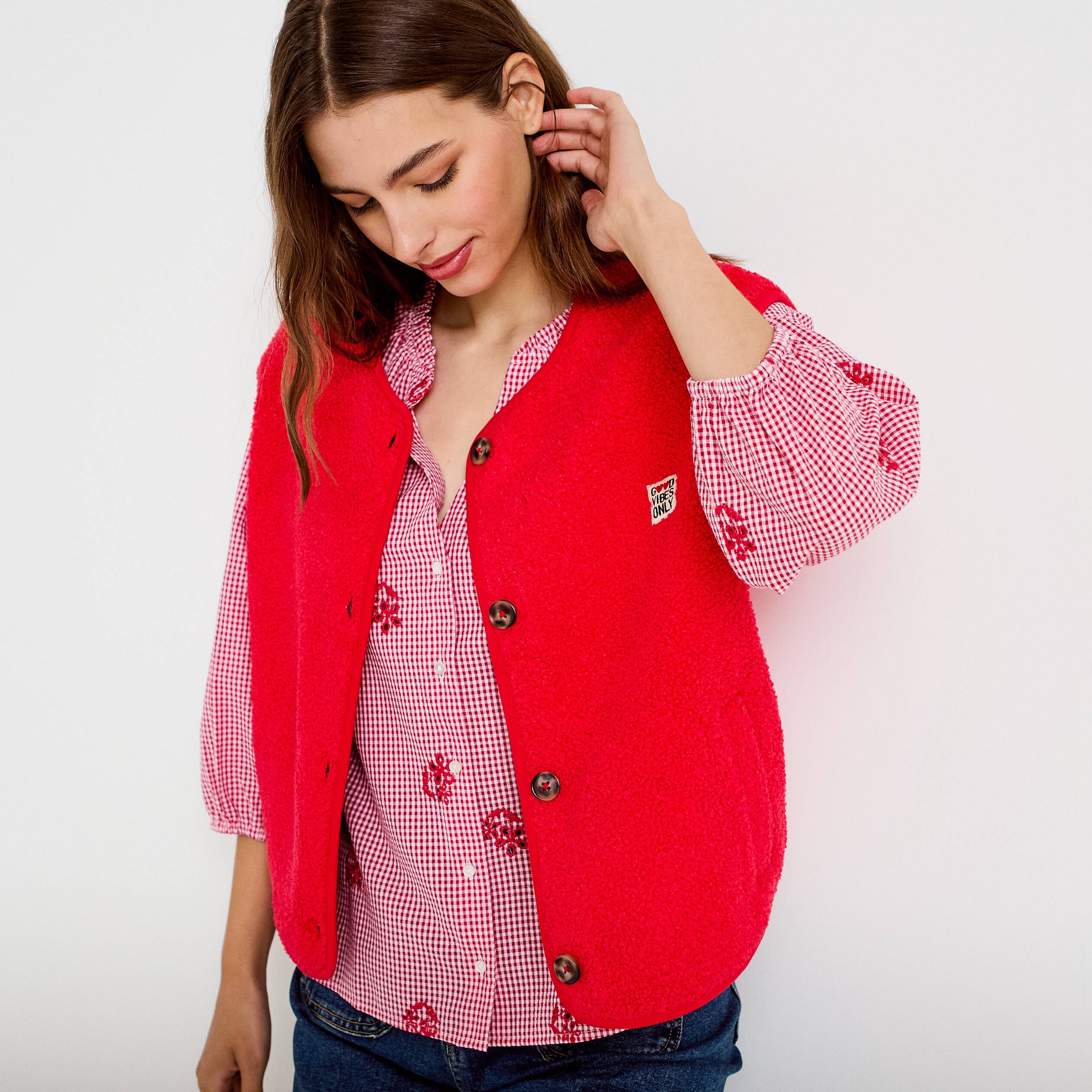 Gilet sans manches fausse fourrure rouge femme