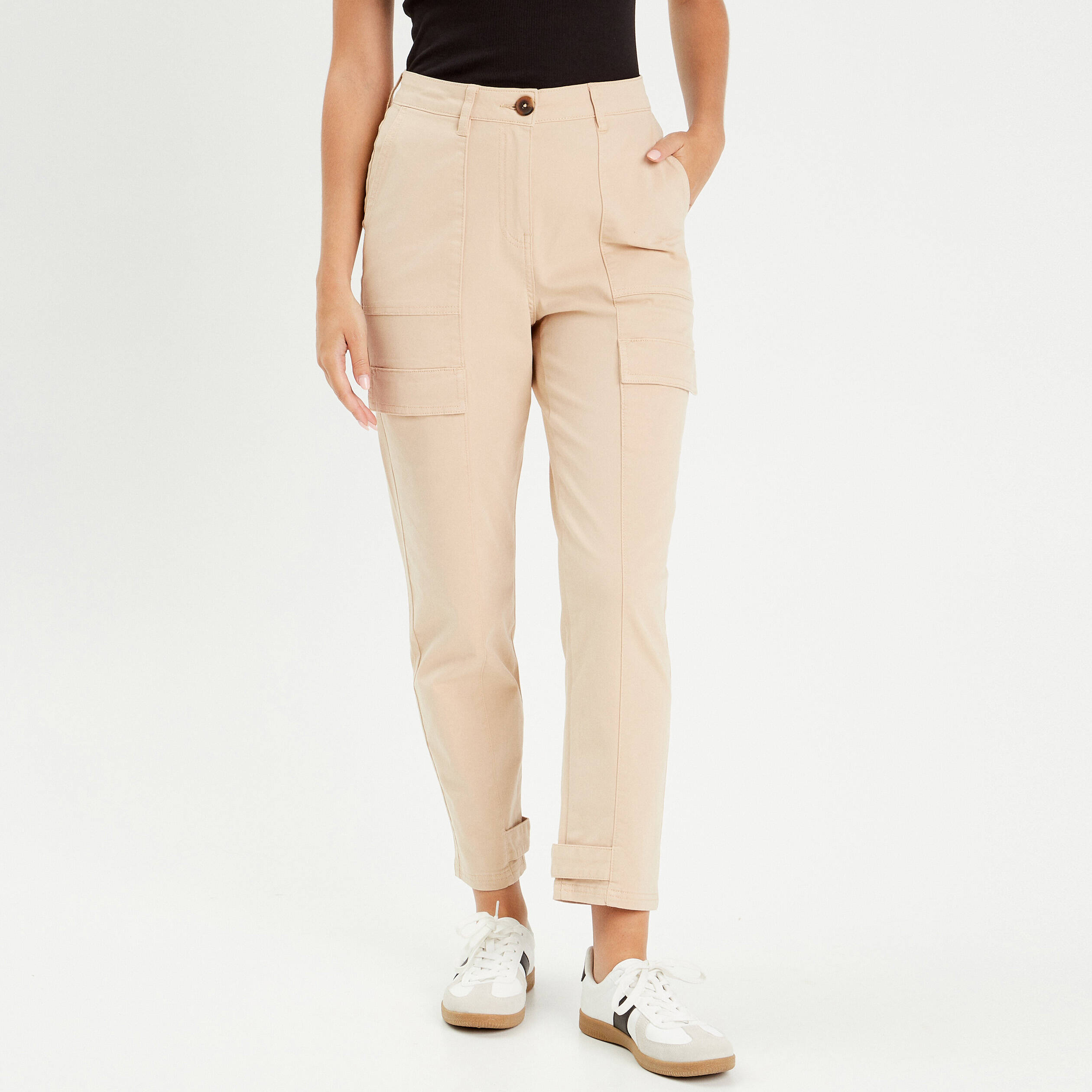 pantalon cargo bas resserre sable femme Pantalon cargo bas resserré sable femme