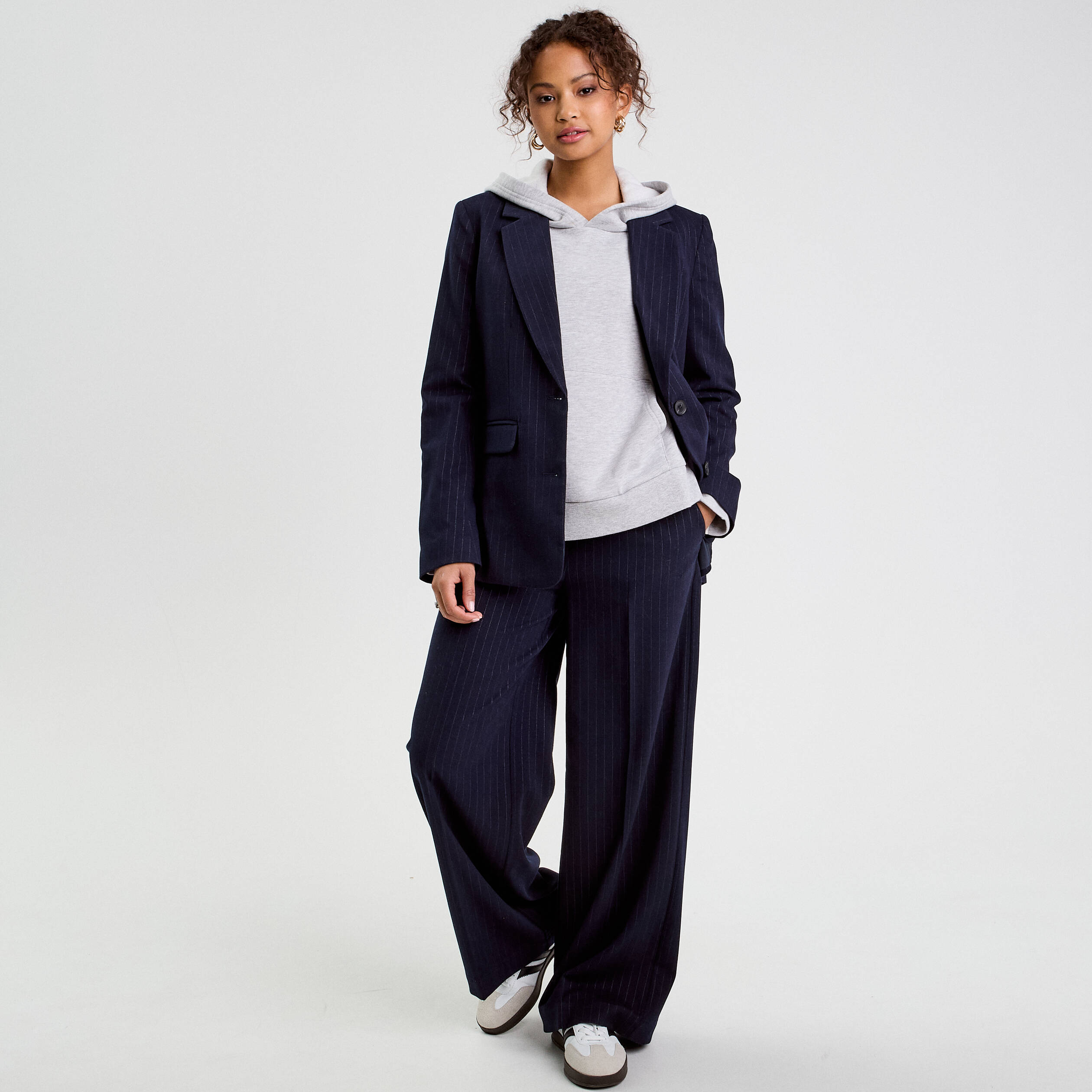 Sweat droit long à capuche gris clair femme Vibs