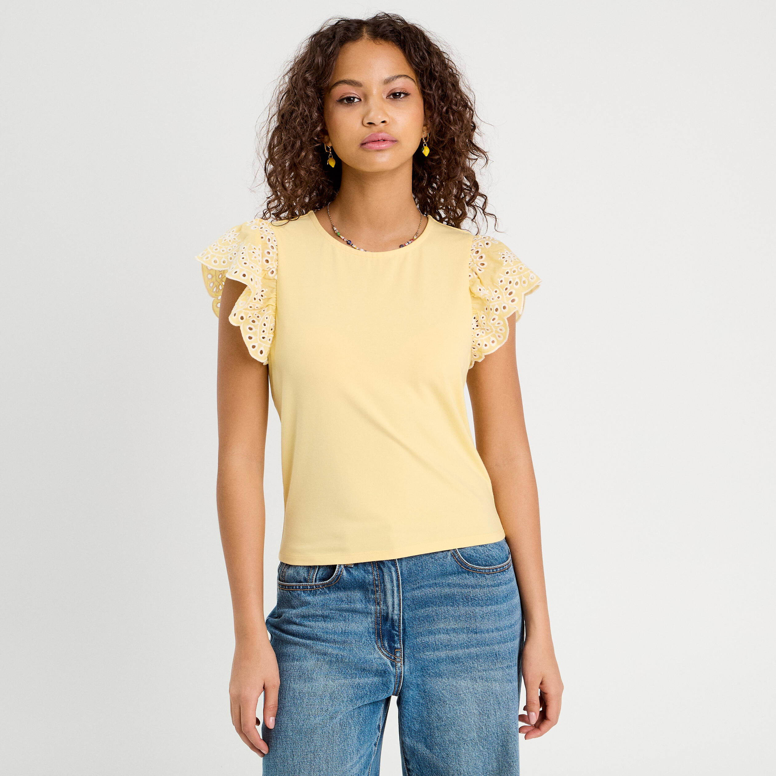T-shirt manches brodées jaune clair femme
