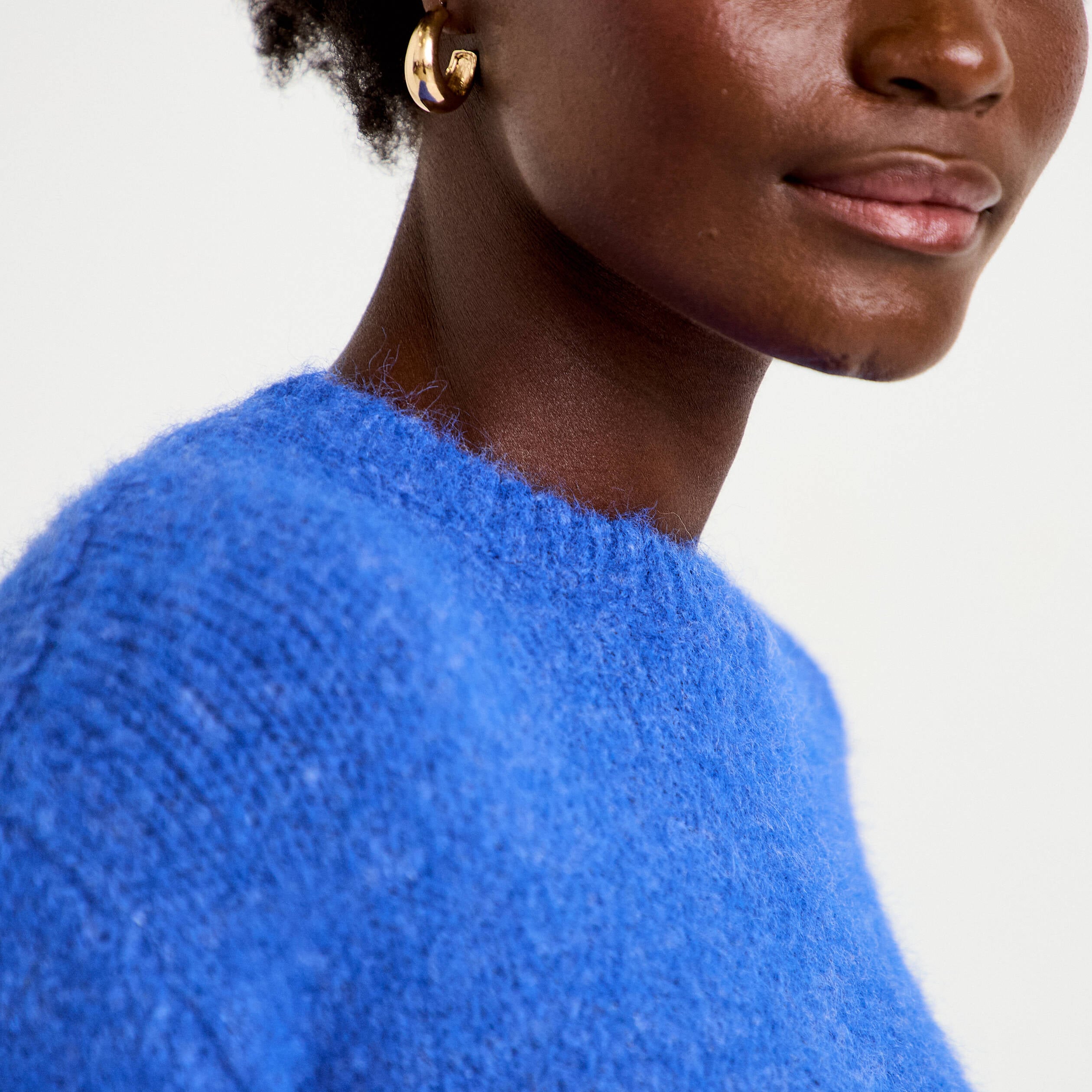 Pull col rond manches courtes bleu electrique femme