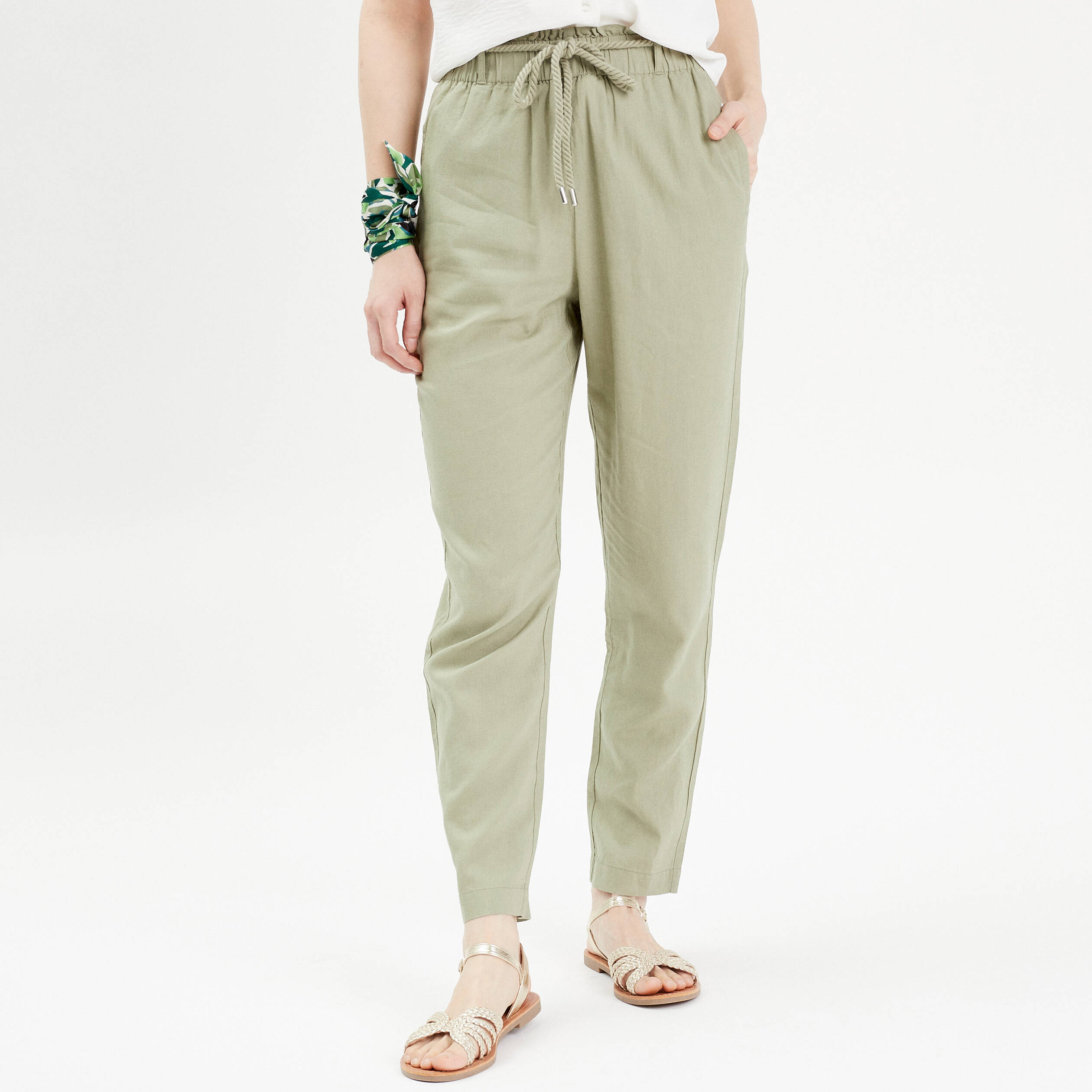 Pantalon droit fluide contenant du lin vert kaki femme