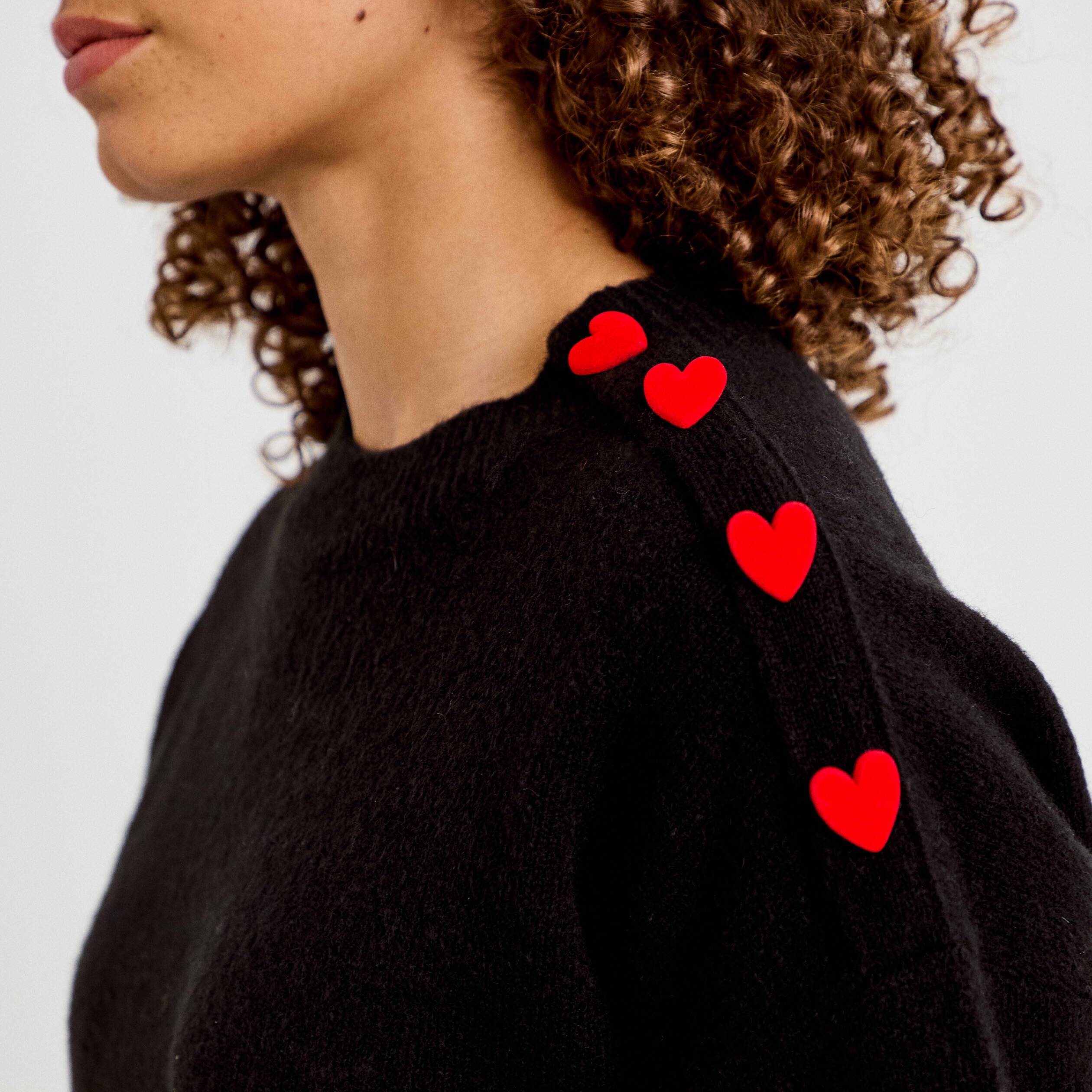 Pull ample col rond manches longues noir femme