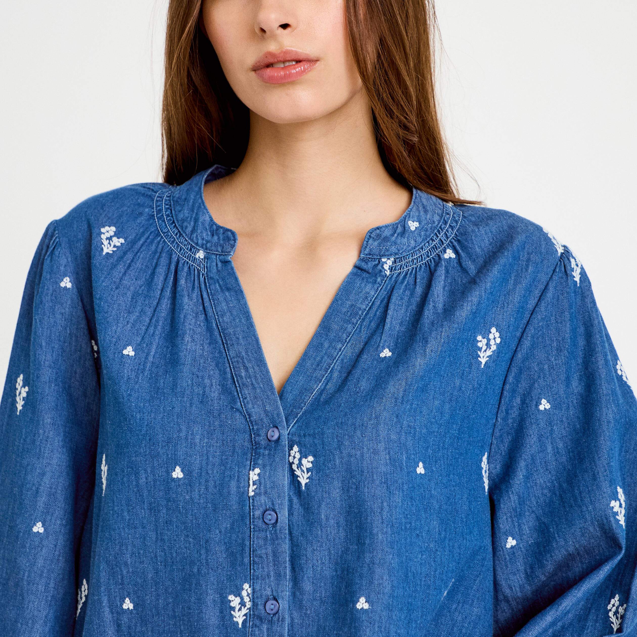 Blouse ample manches longues en jean blanc femme
