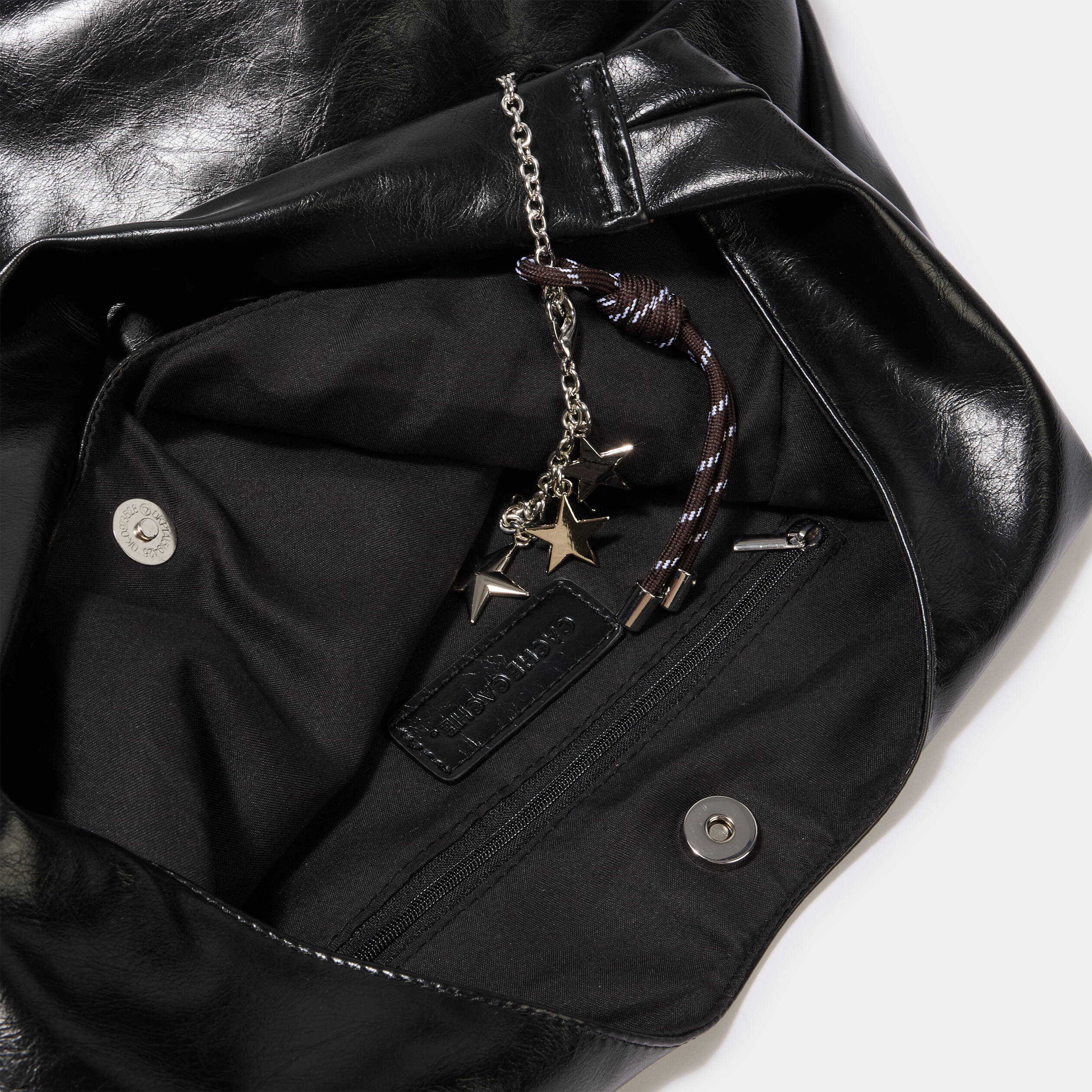 Sac avec pendentif charms noir femme