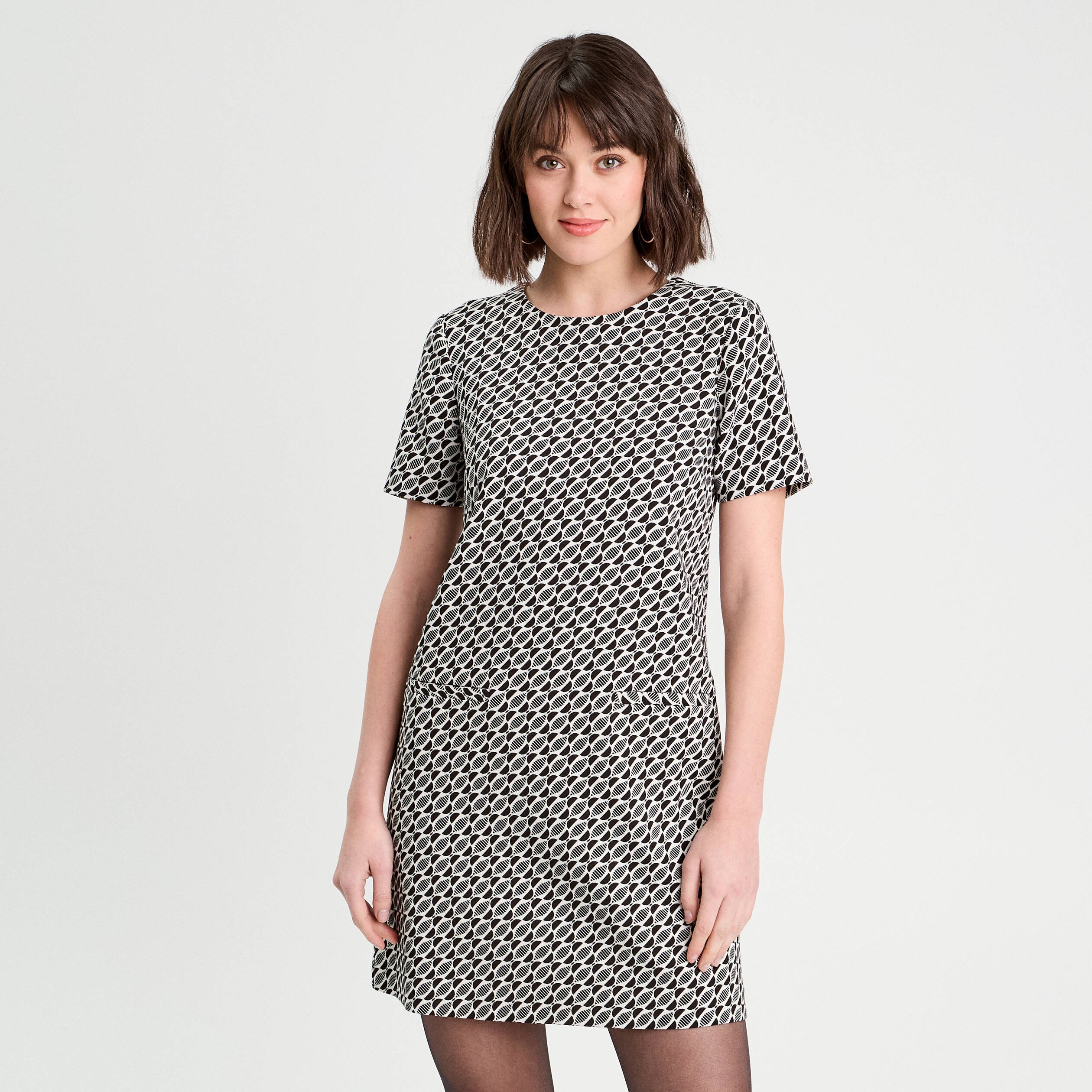 Robe droite manches courtes noir femme