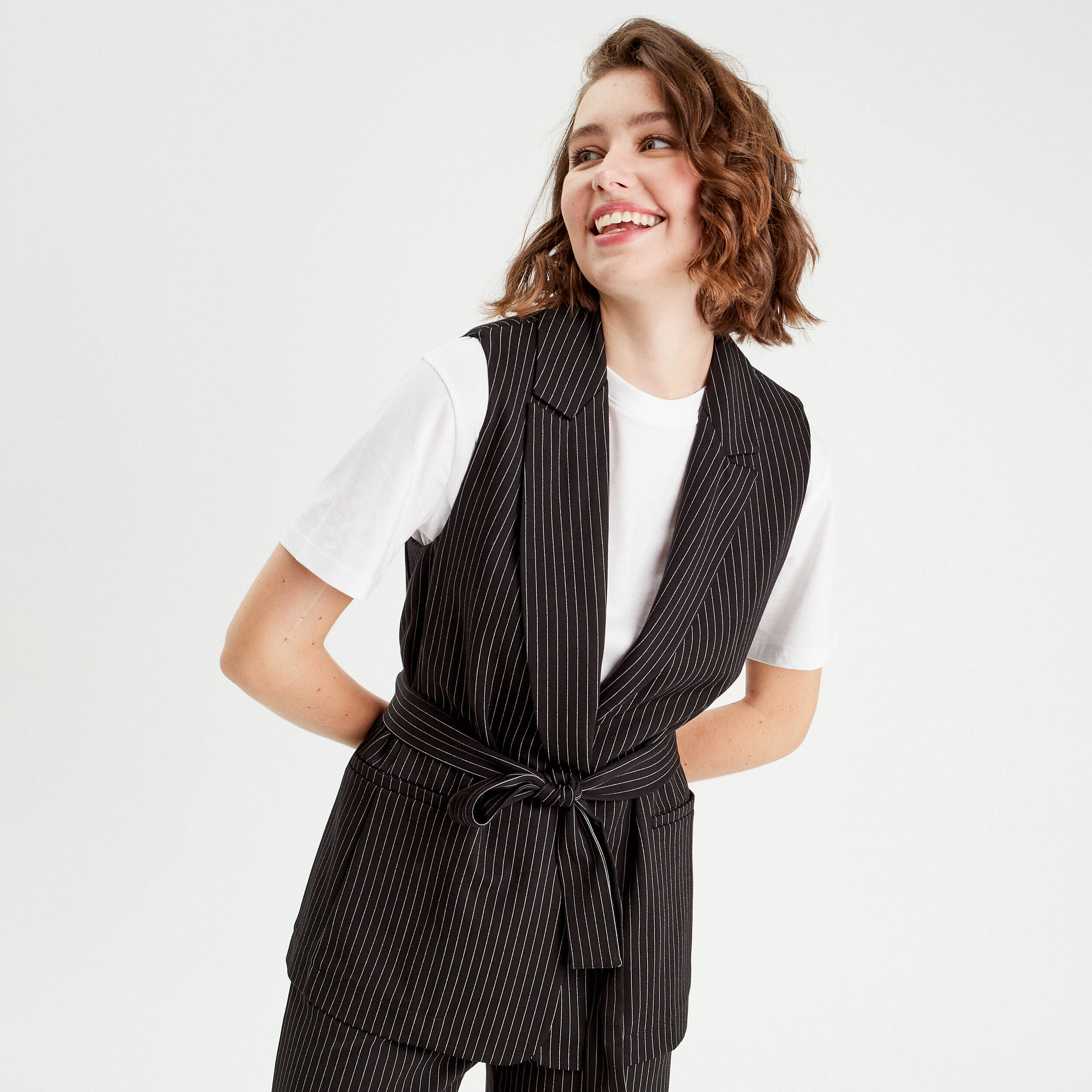 veste blazer sans manches noir femme Veste blazer sans manches noir femme