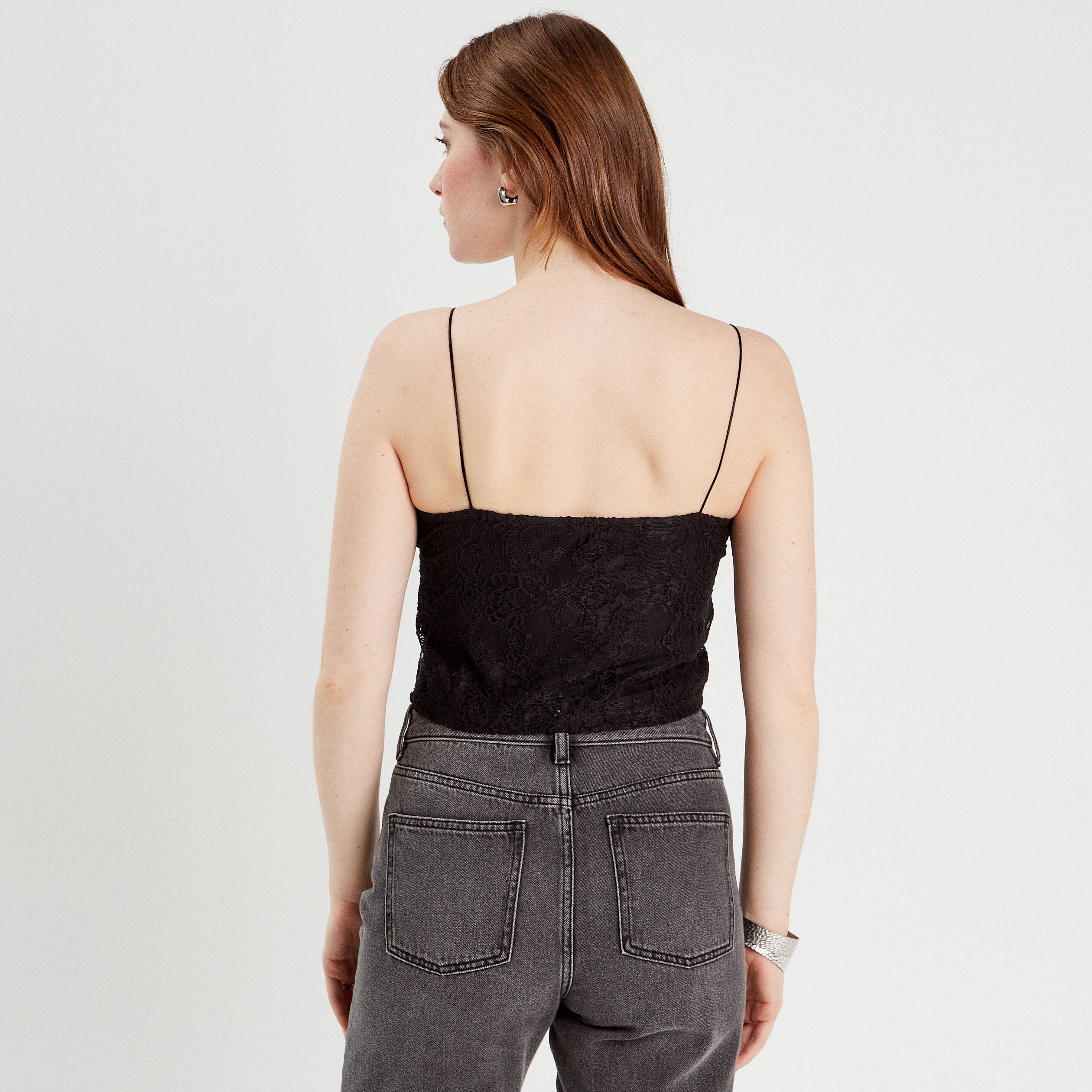 D&eacute;bardeur dentelle noir femme
