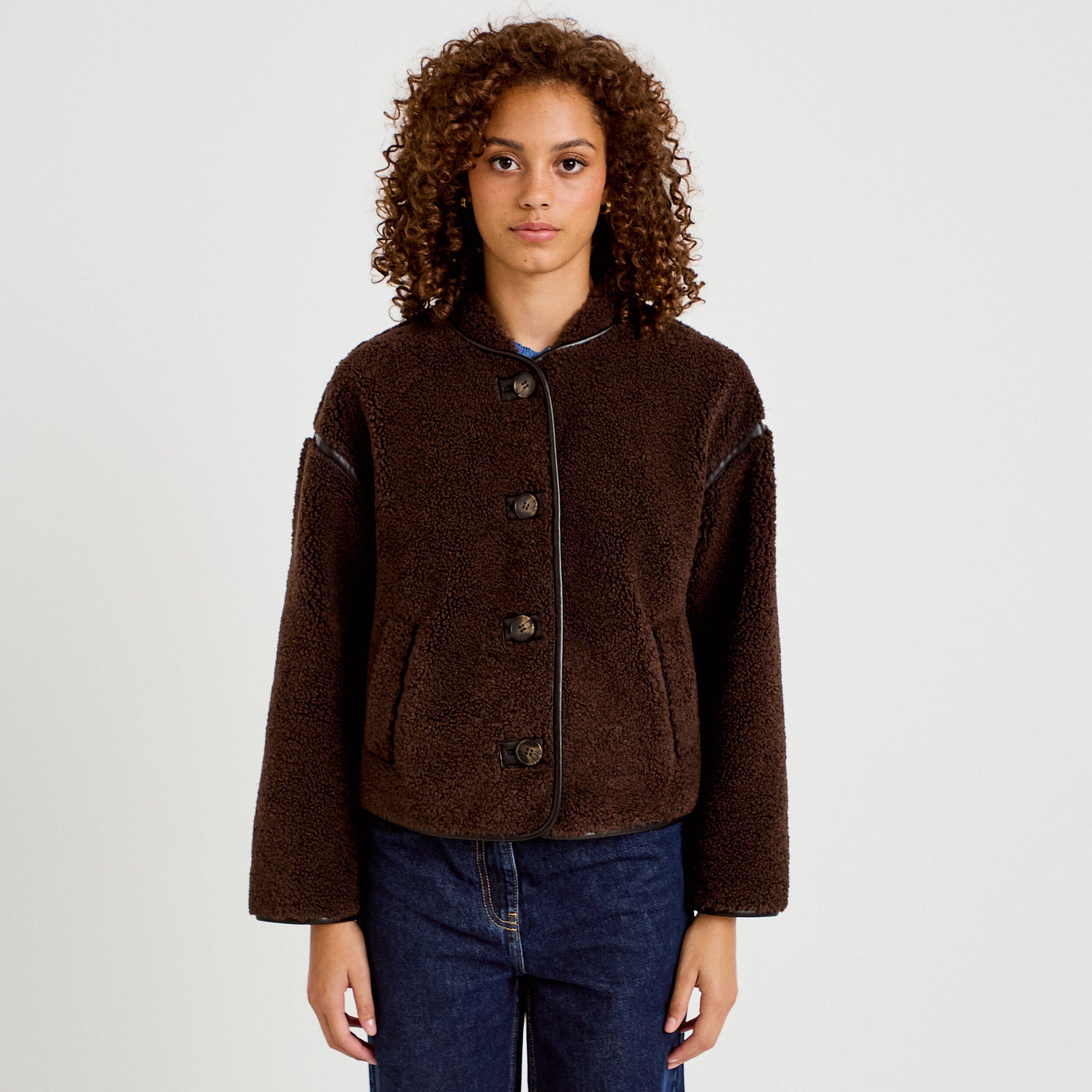 Veste effet polaire manches longues marron fonc&eacute; femme