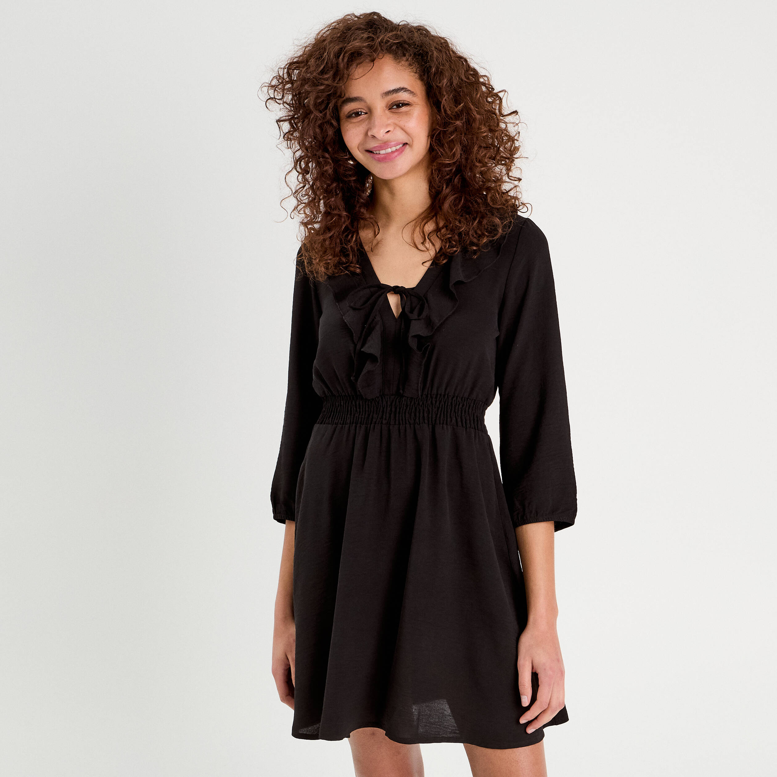 robe evasee avec volants noir femme Robe évasée avec volants noir femme