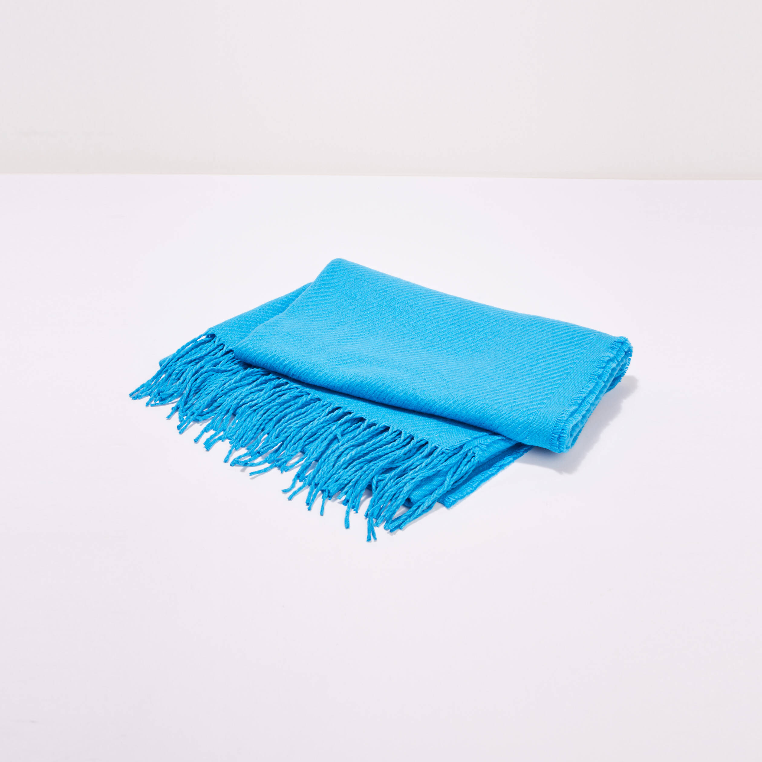 echarpe a franges bleu femme Écharpe à franges bleu femme