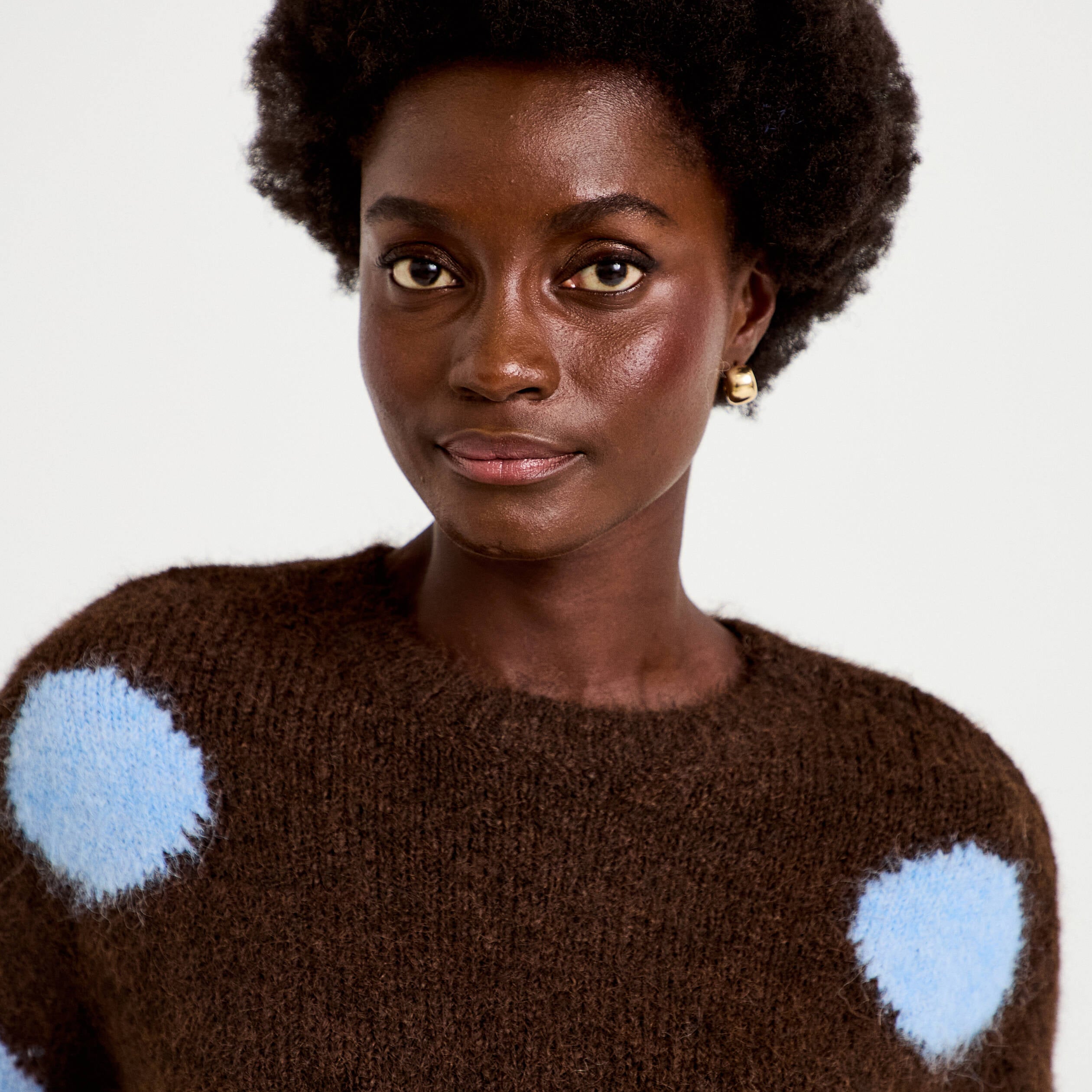 Pull col rond manches courtes marron fonc&eacute; femme