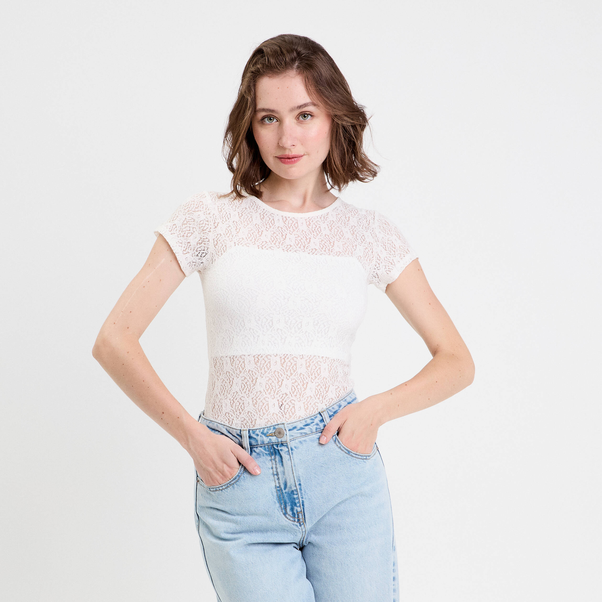 body ajuste manches courtes dentelle ecru femme Body ajusté manches courtes dentelle ecru femme