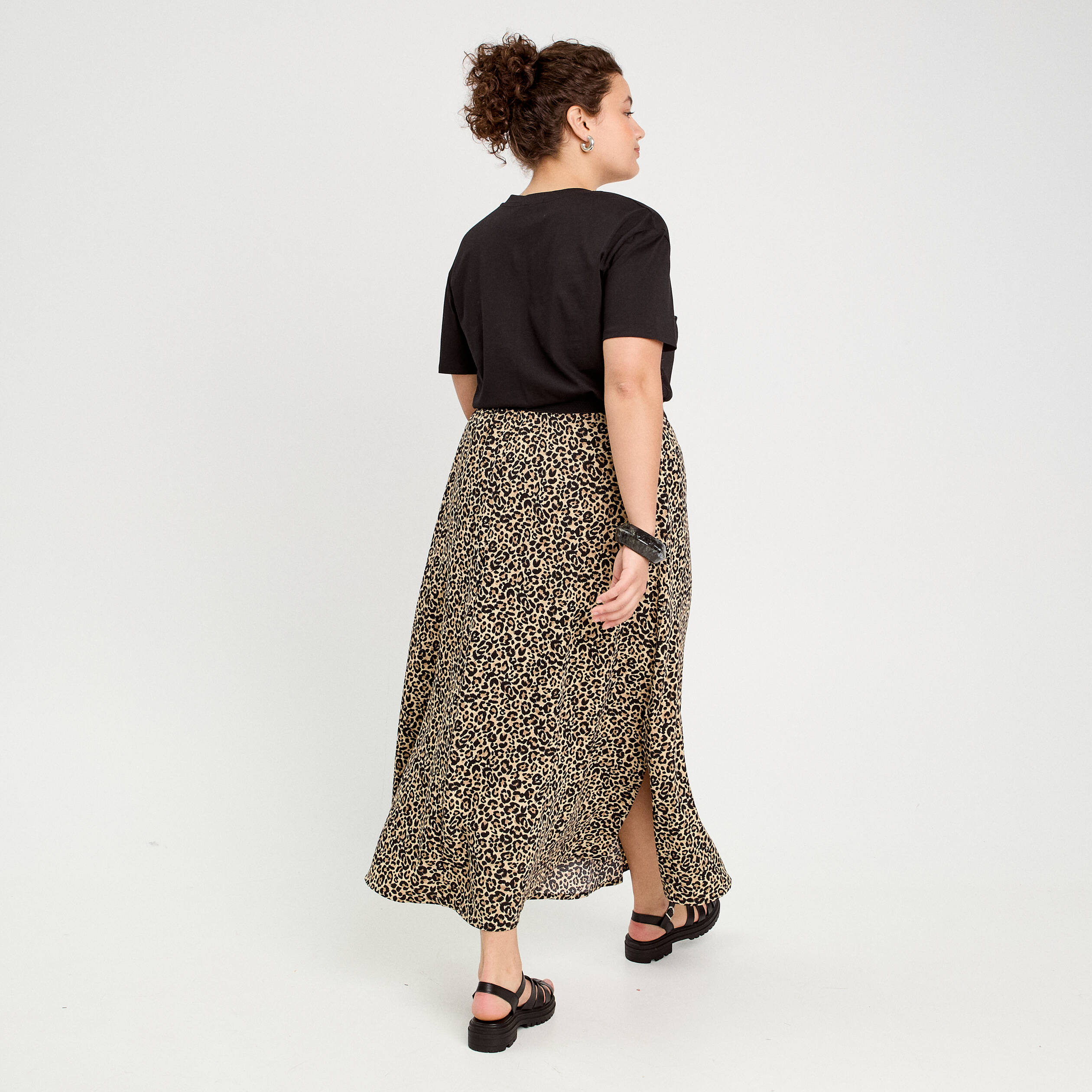 Jupe longue &eacute;vas&eacute;e beige femme
