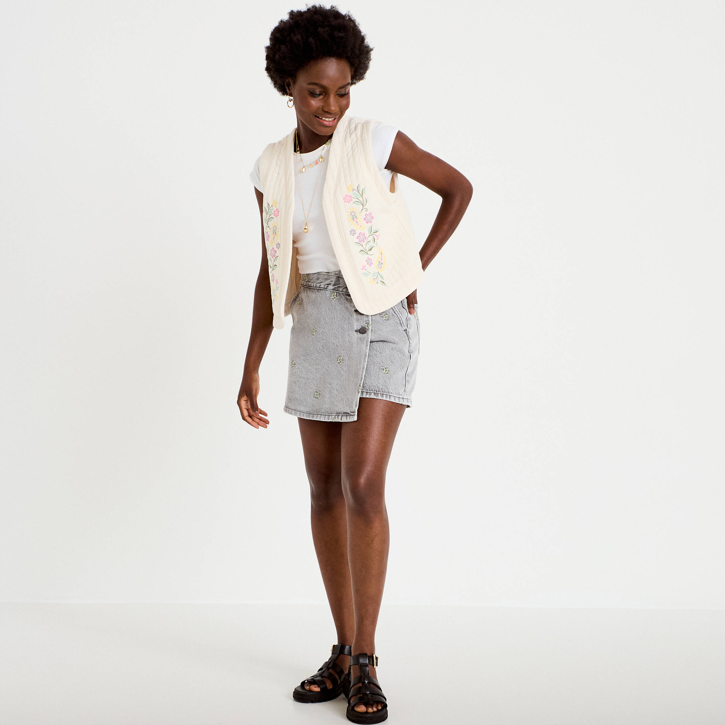 Gilet droit sans manches col rond ecru femme