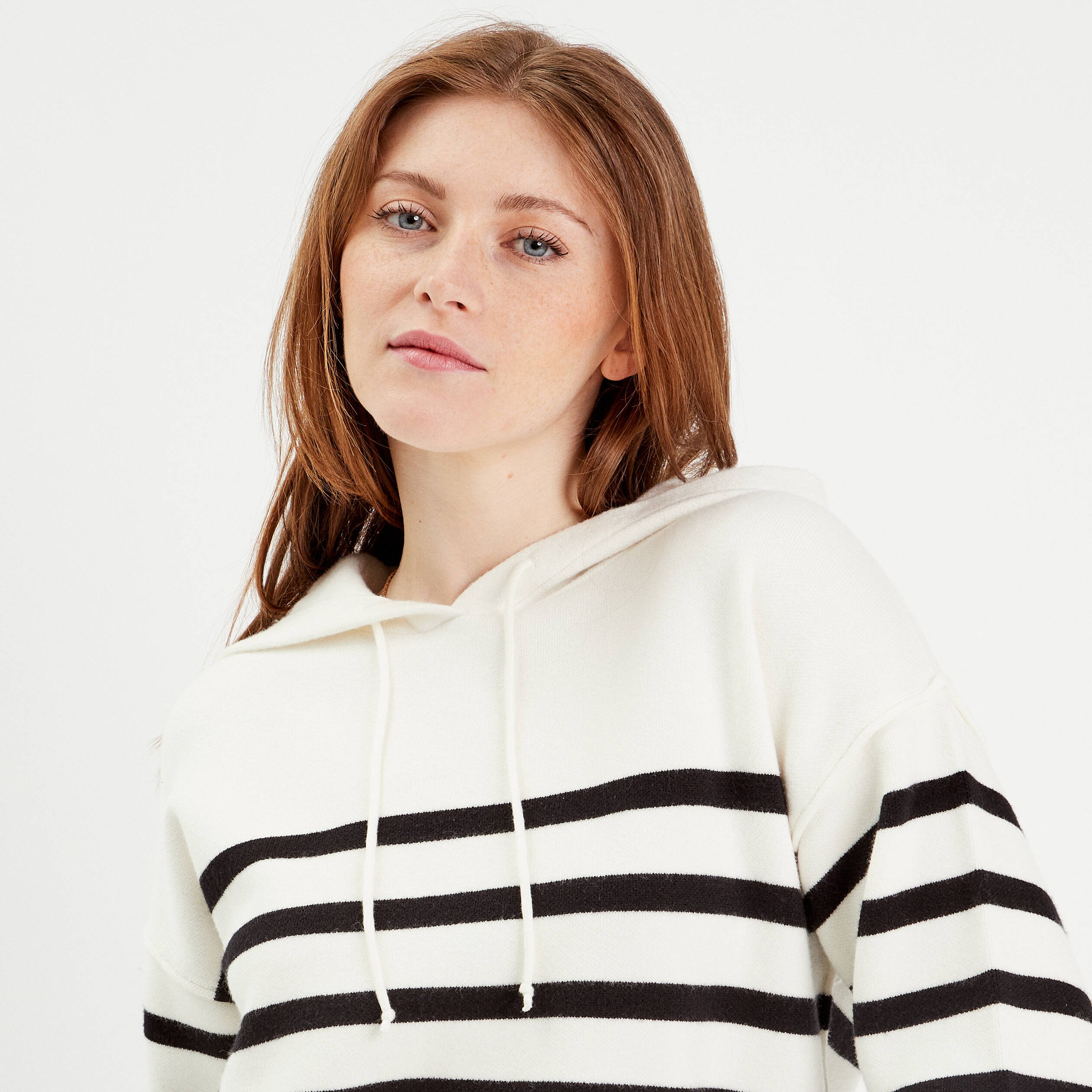 Pull a capuche ecru femme Vibs