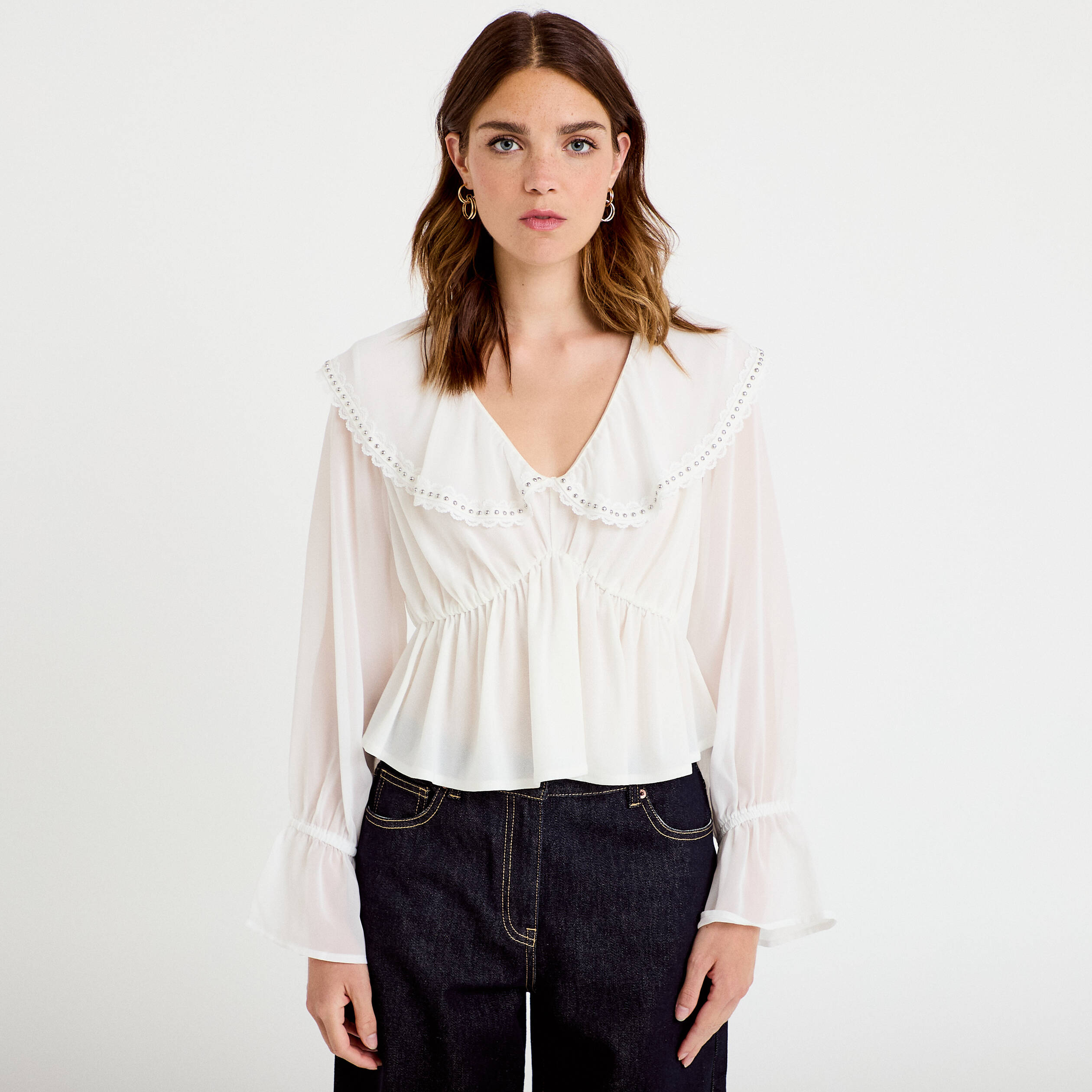 Blouse col claudine bas resserr&eacute; ecru femme