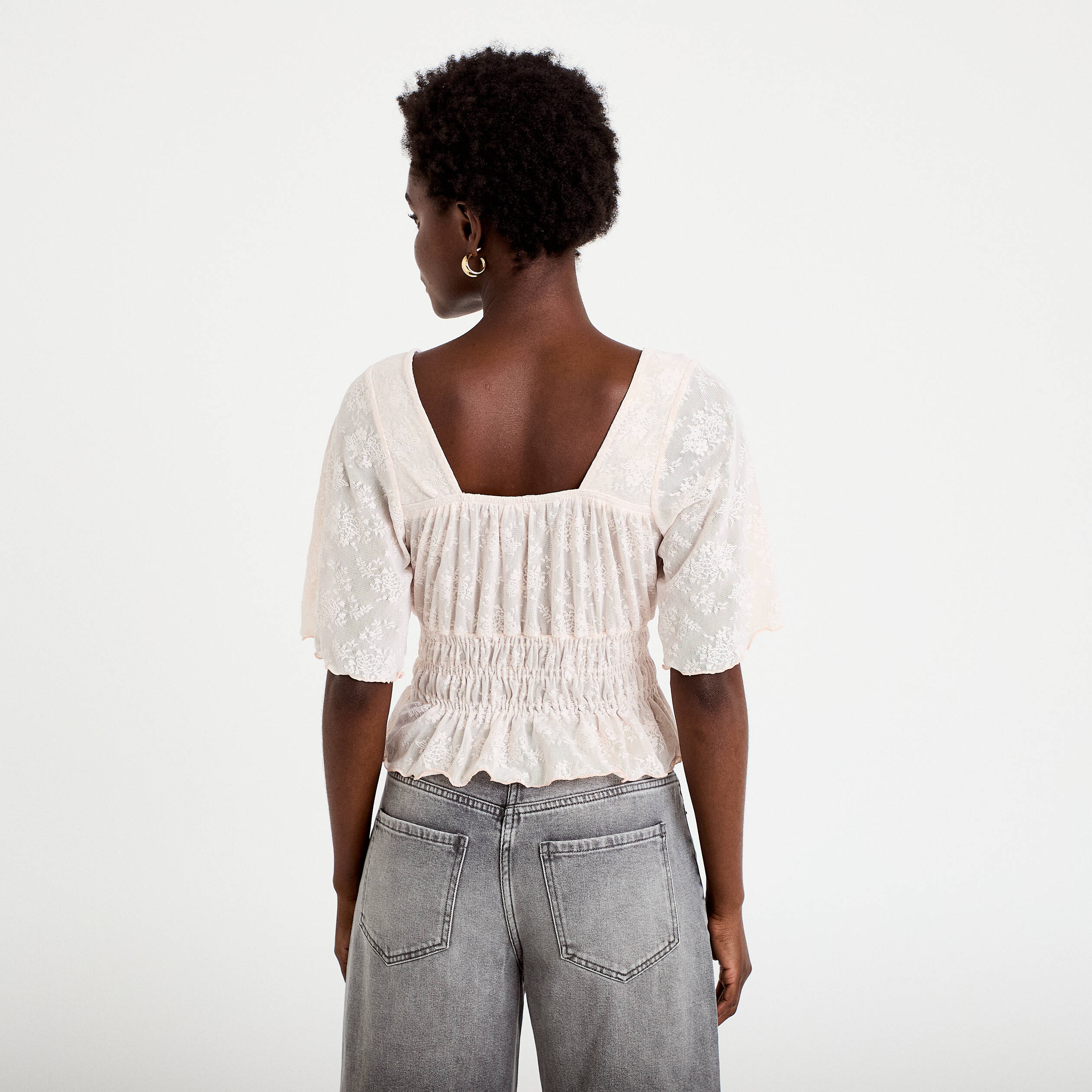 Blouse cintr&eacute;e col carr&eacute; dentelle rose clair femme