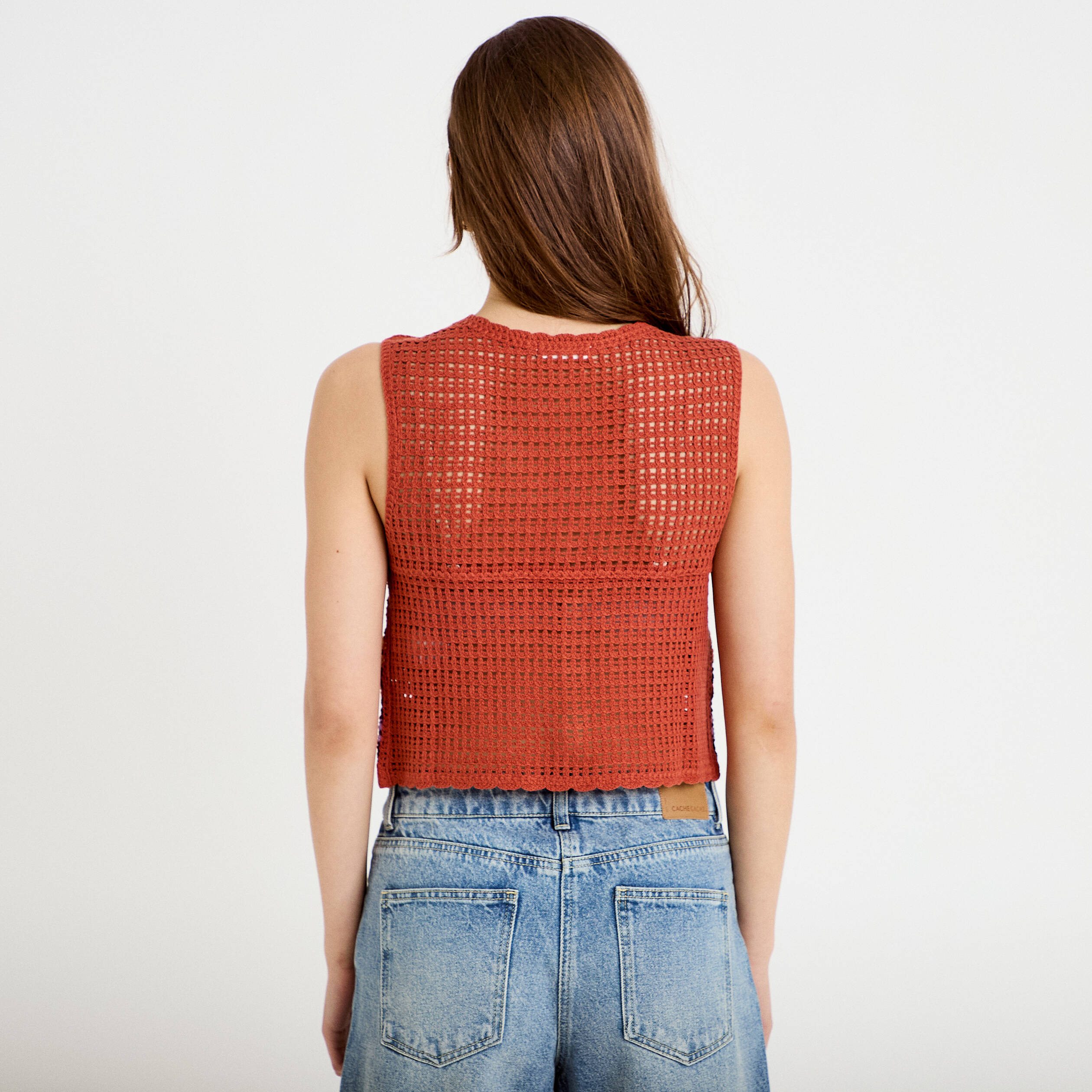 Gilet sans manches macram&eacute; vieux rose femme