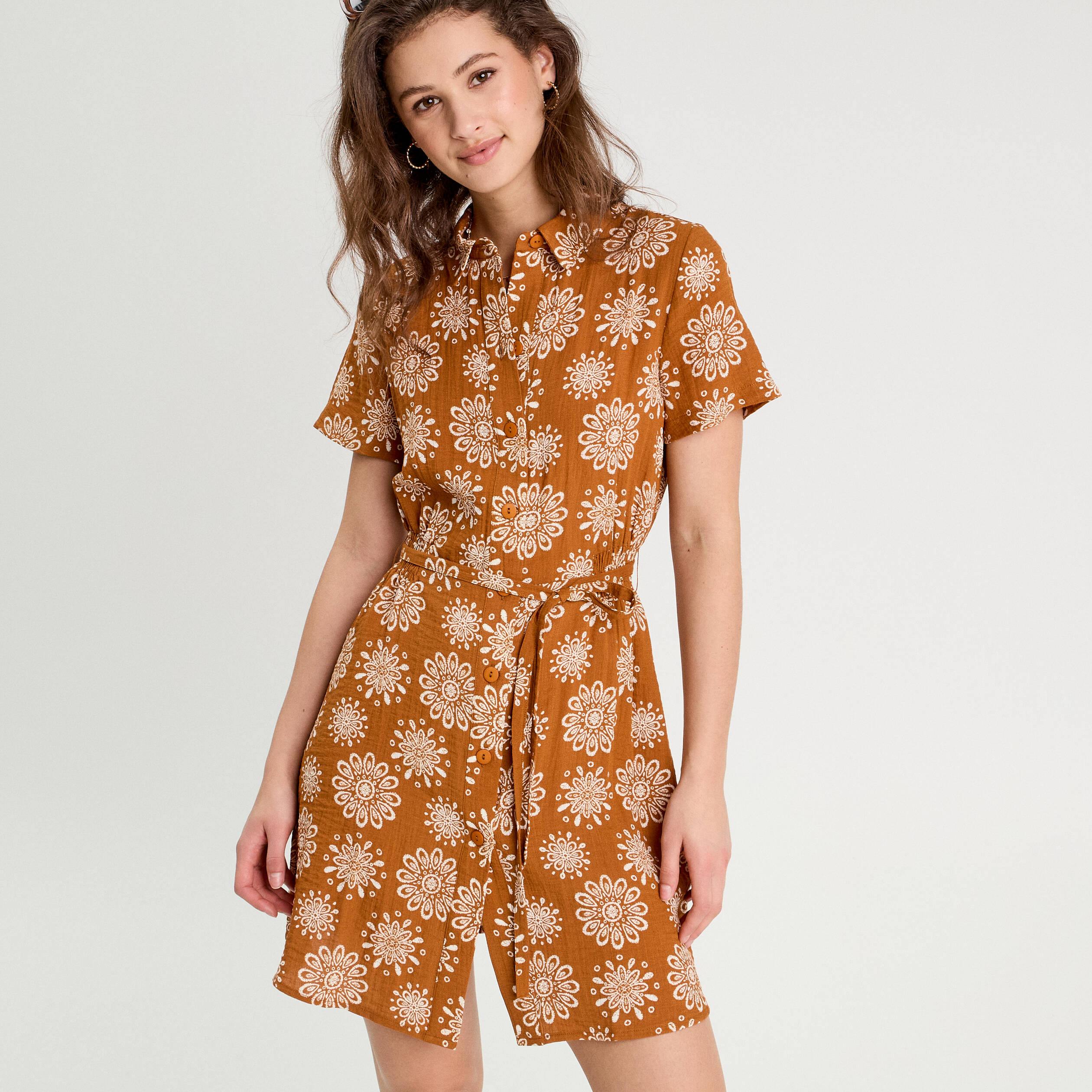 Robe chemise droite camel femme