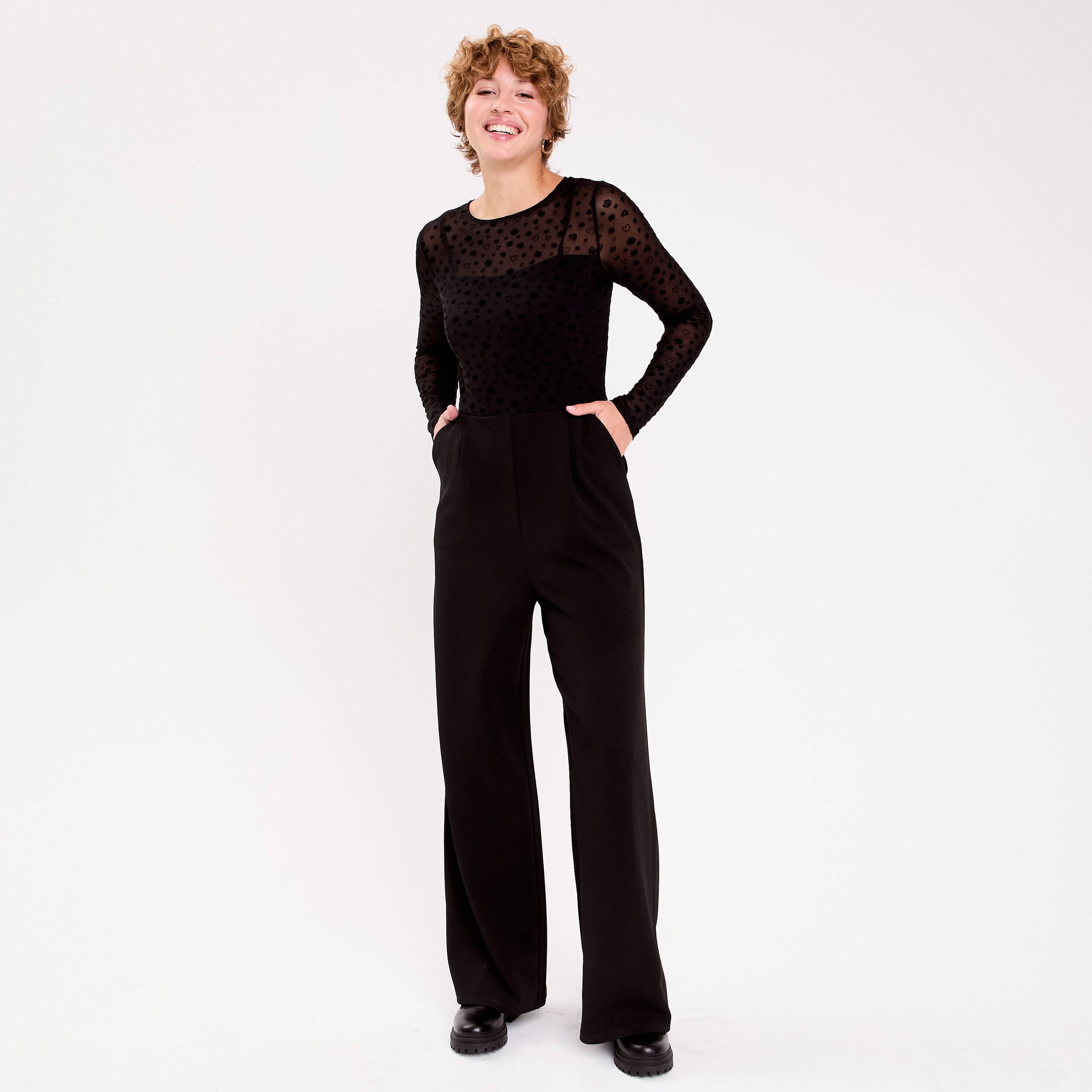 Combinaison aspect dentelle noir femme