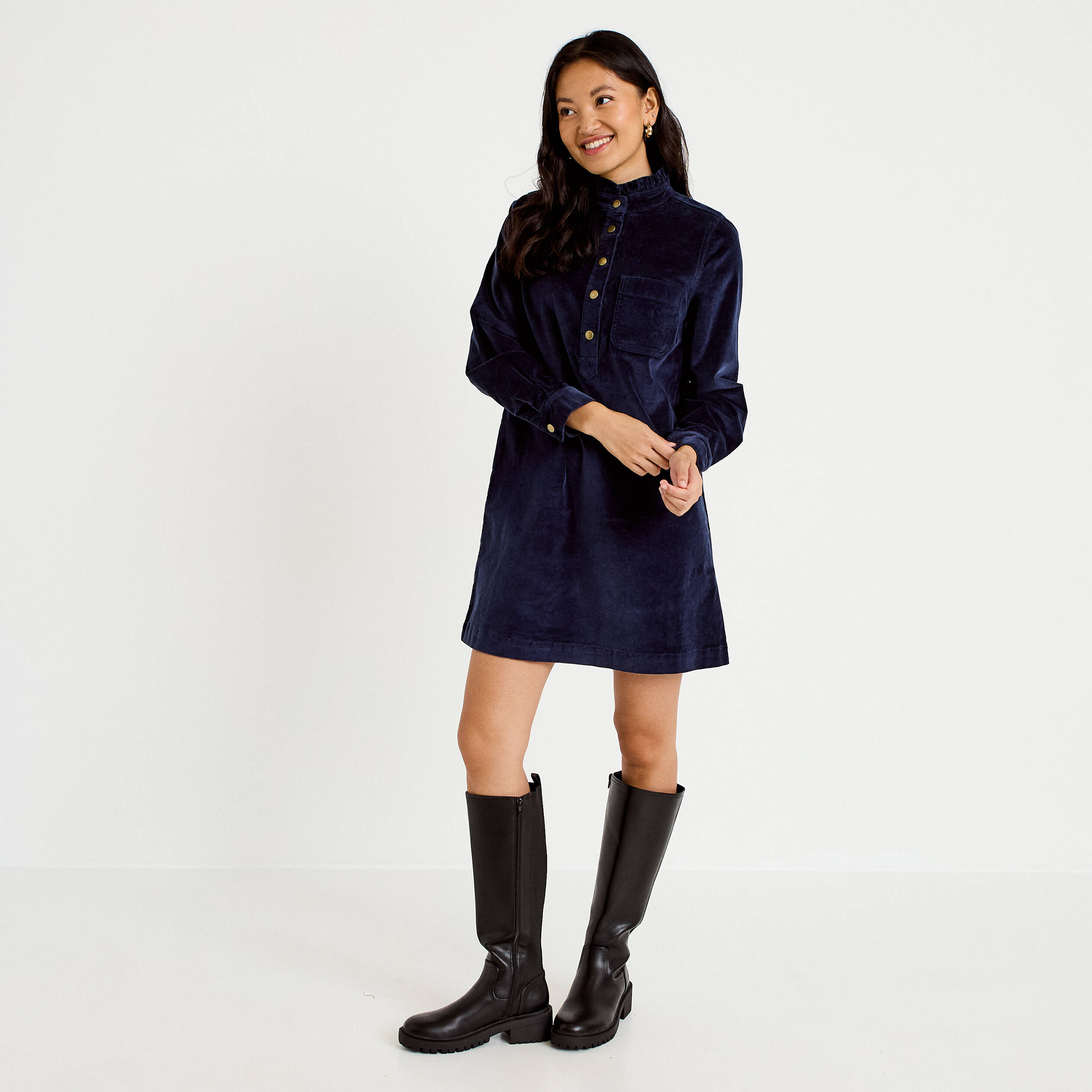 Robe &eacute;vas&eacute;e velours col montant bleu marine femme