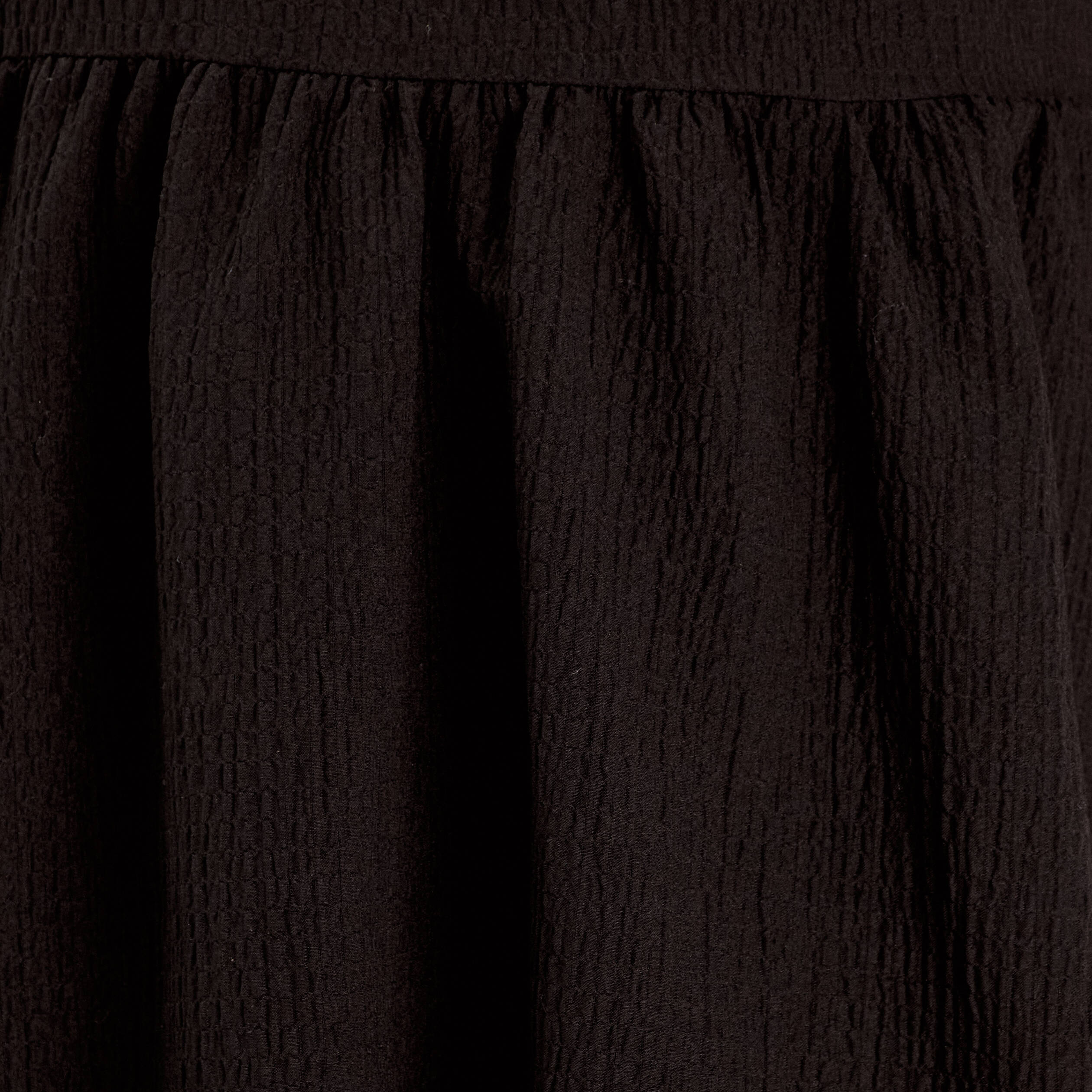 Robe &eacute;vas&eacute;e effet boule noir femme