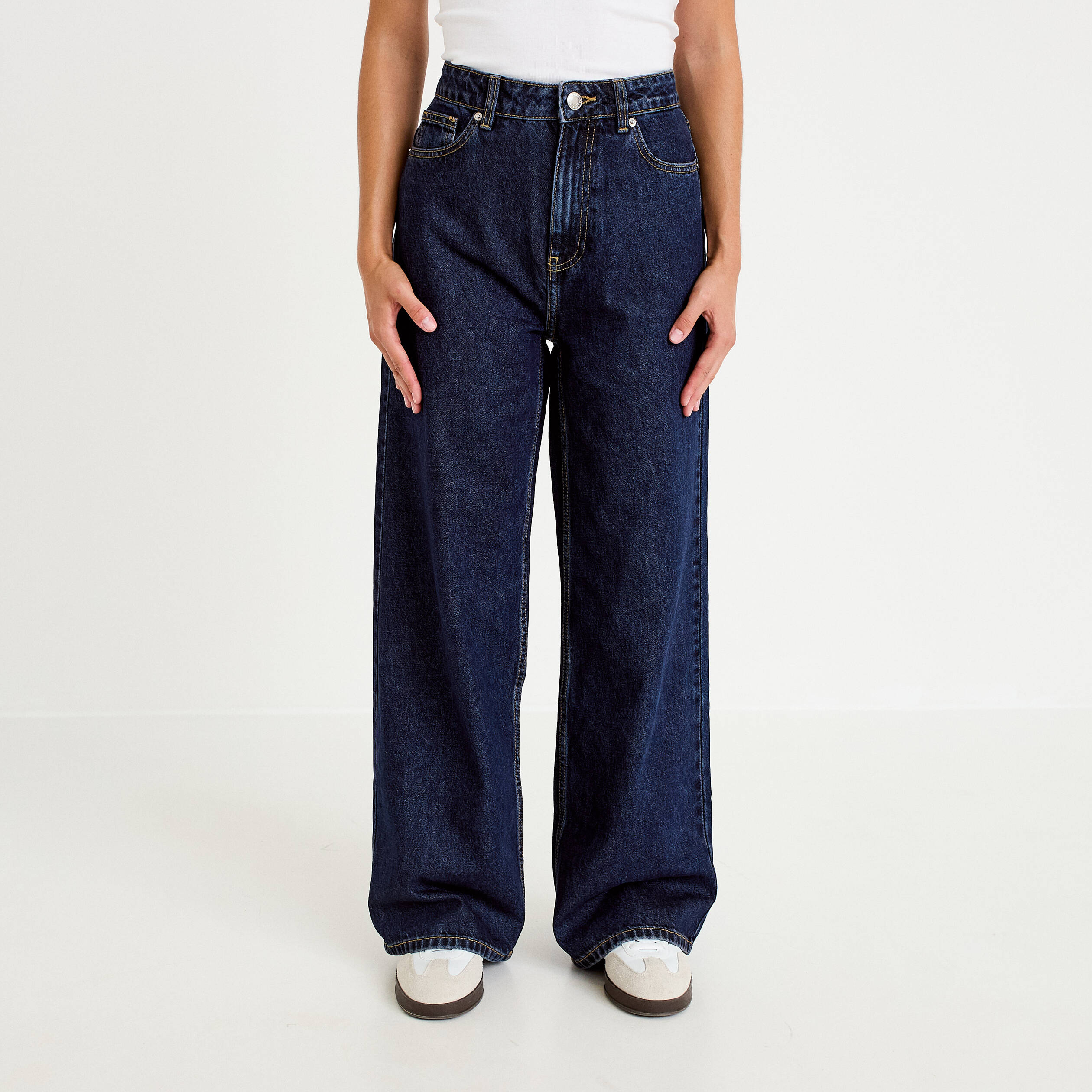 Jean wide leg taille haute Petite denim blue black femme