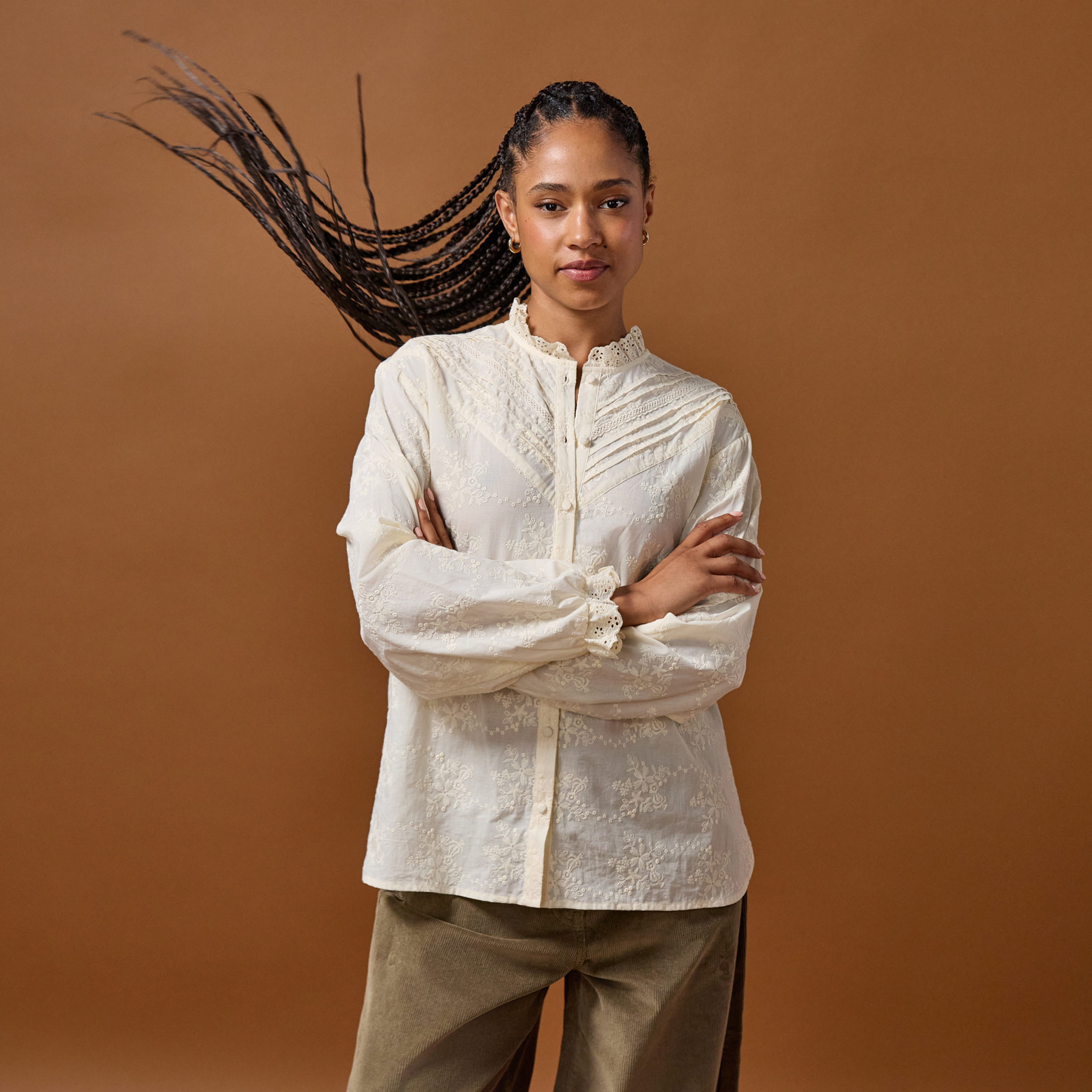 Blouse ample col montant manches longues ivoire femme