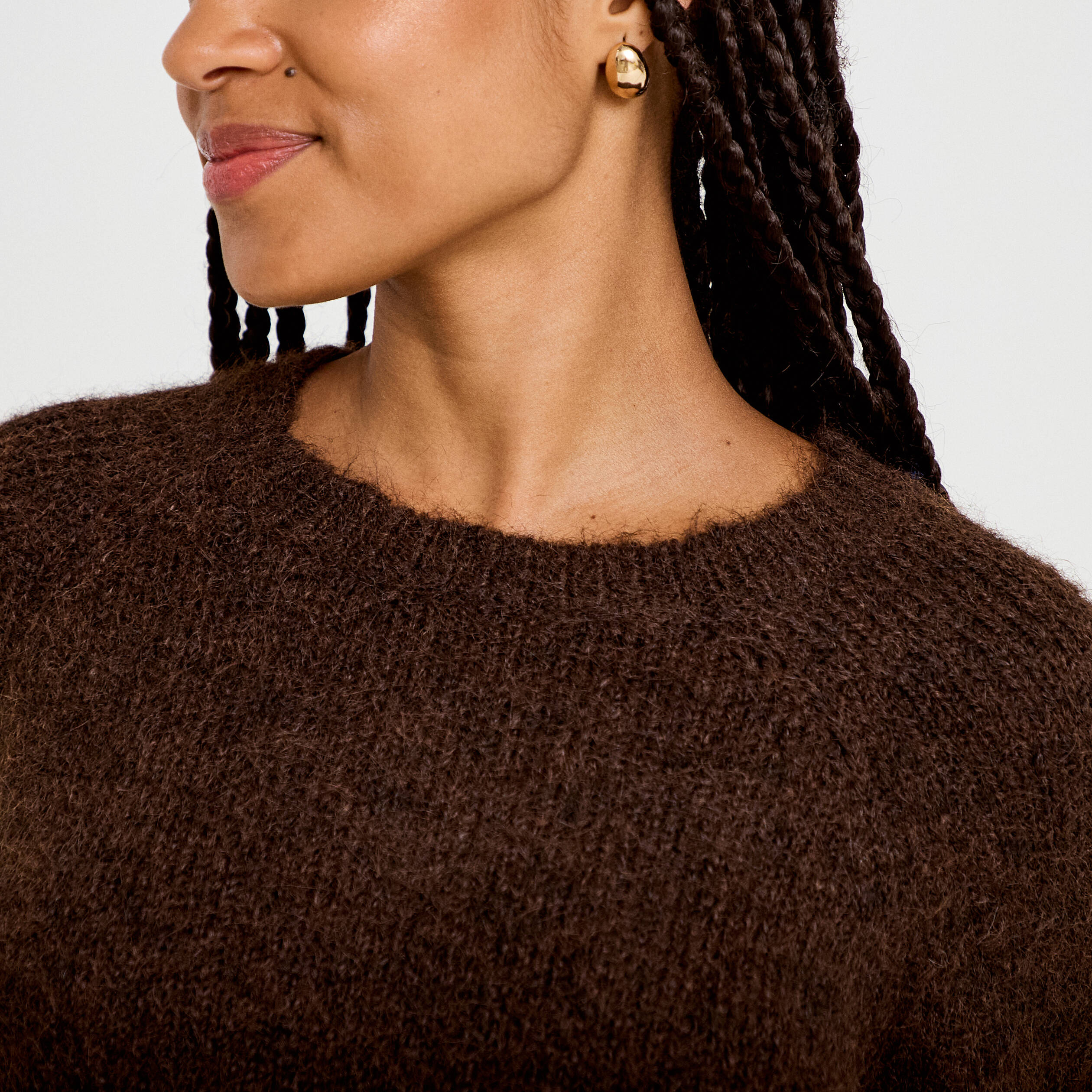 Pull ample col rond manches longues marron fonc&eacute; femme