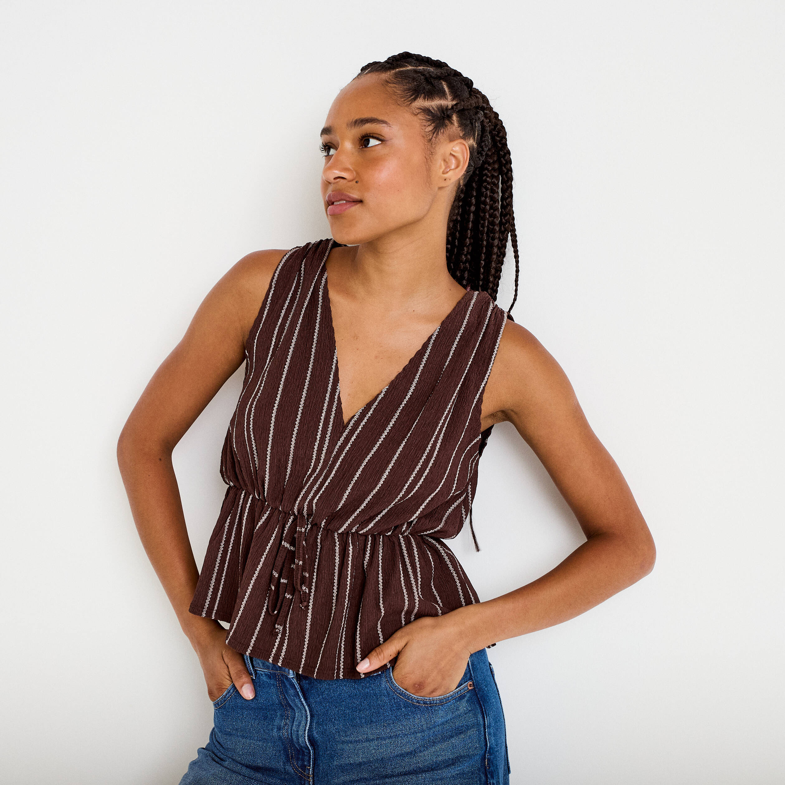 Blouse sans manches col v marron femme