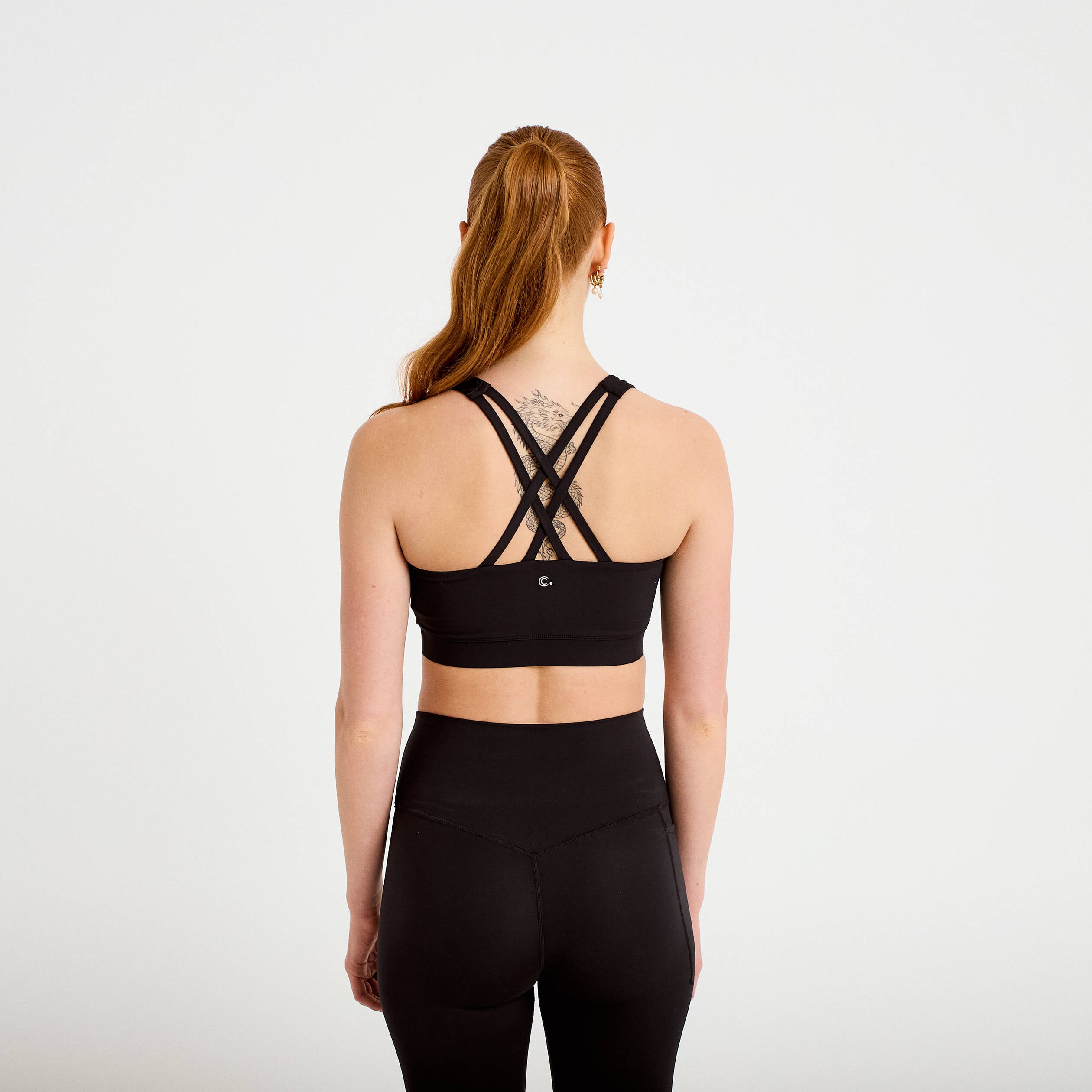 Brassi&egrave;re de sport fines bretelles noir femme