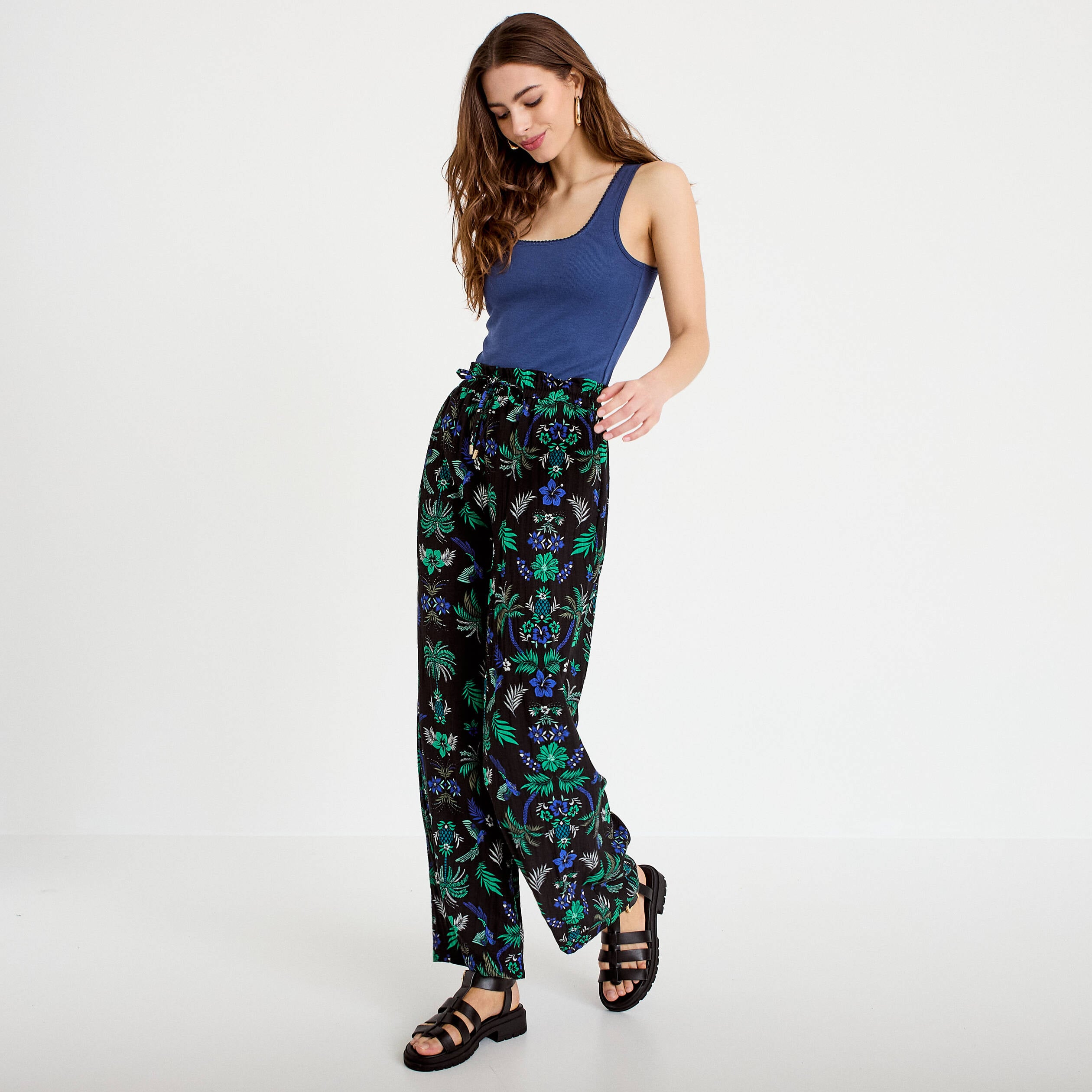 Pantalon large taille standard pliss&eacute; noir femme