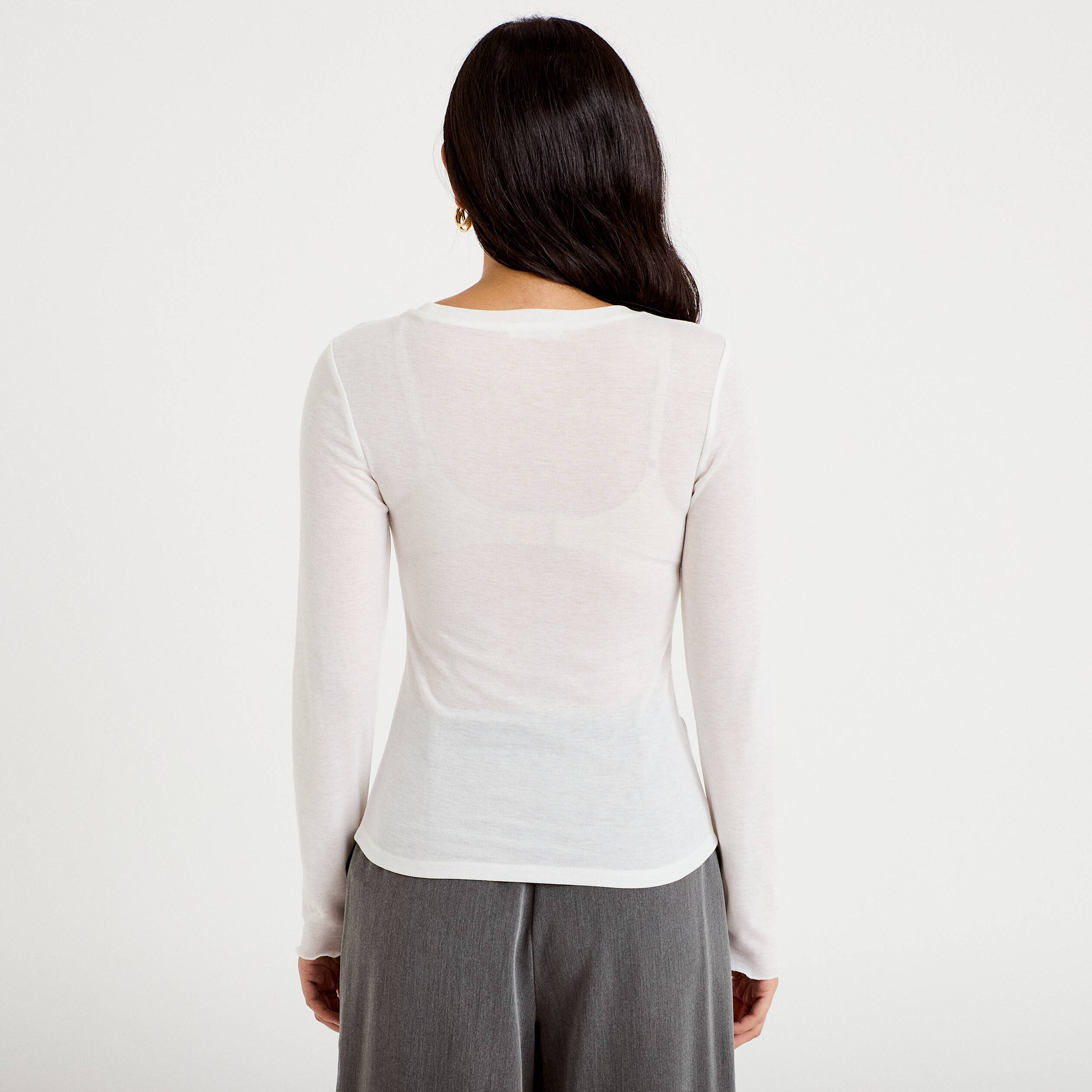T-shirt ajust&eacute; col rond manches longues ecru femme
