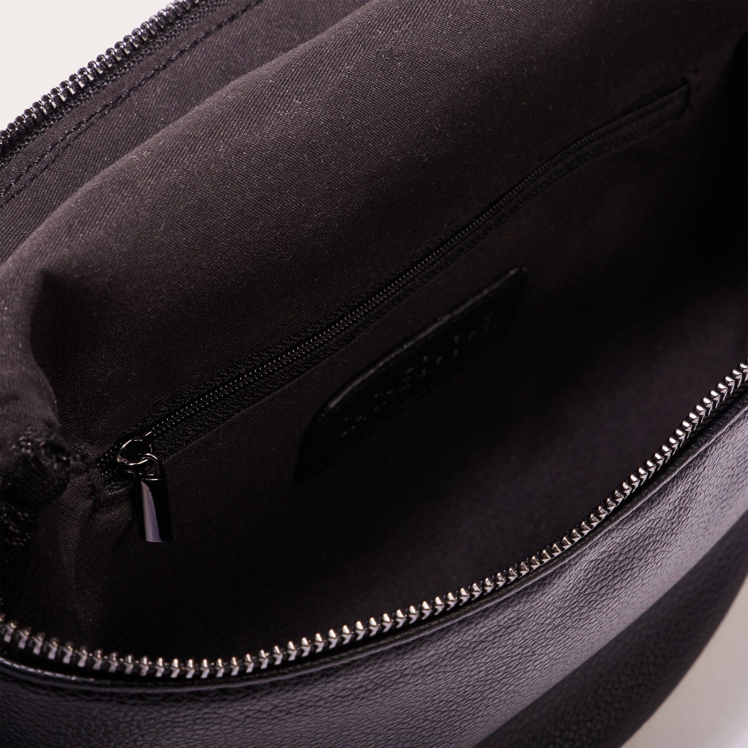 sac banane en bandouliere noir femme Sac banane en bandoulière noir femme